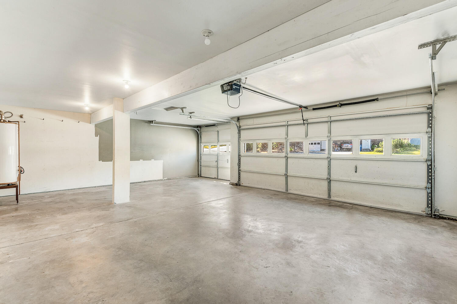 3555 SW Wickiup Avenue