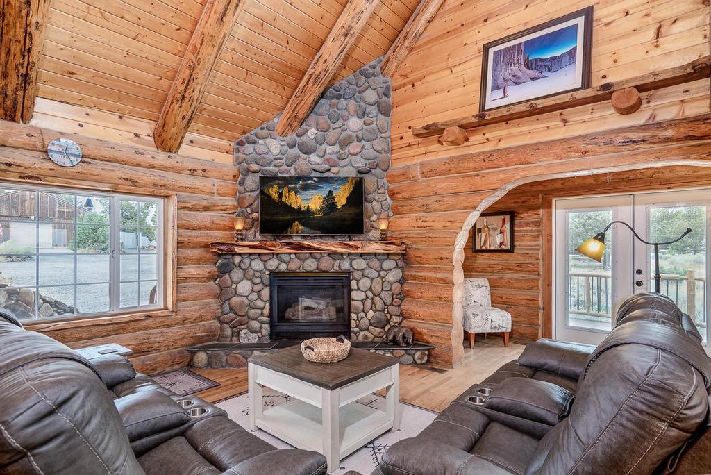 14657 SW Maverick Road