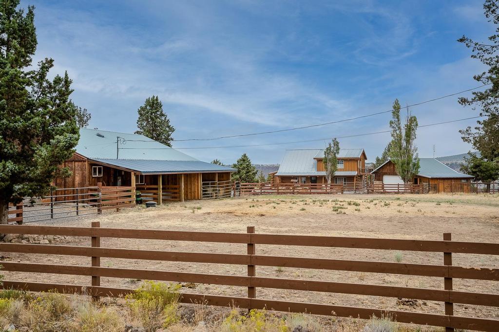 14657 SW Maverick Road