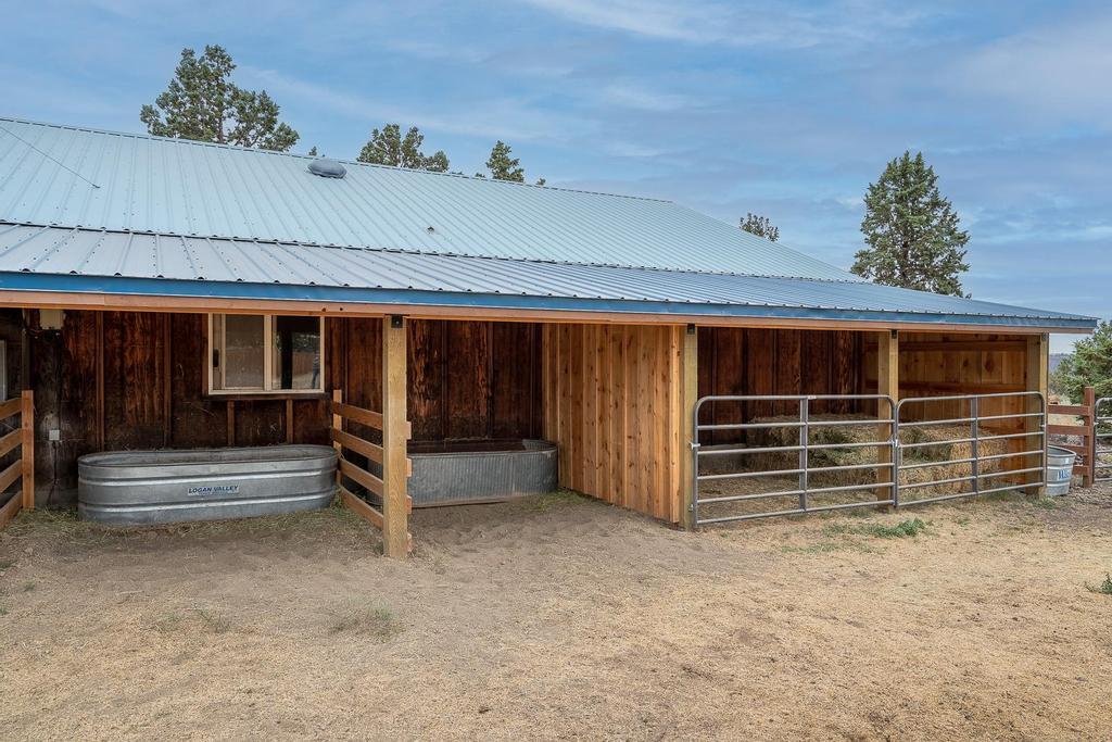 14657 SW Maverick Road