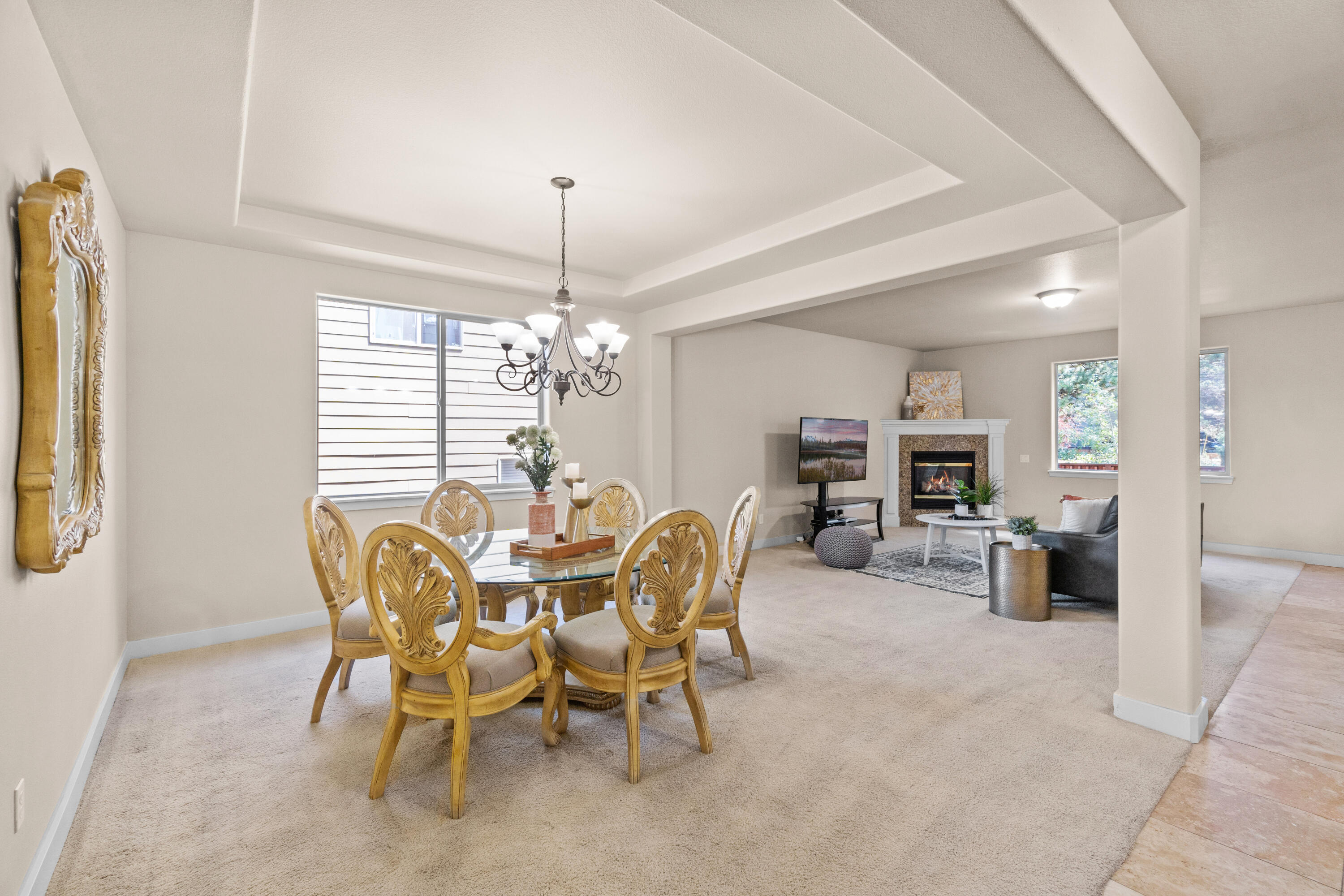 466 NW Flagline Drive