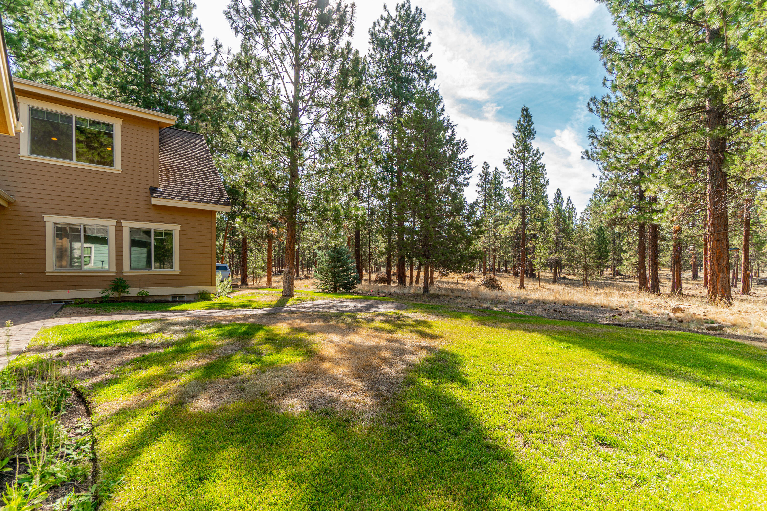 865 E Coyote Springs Road