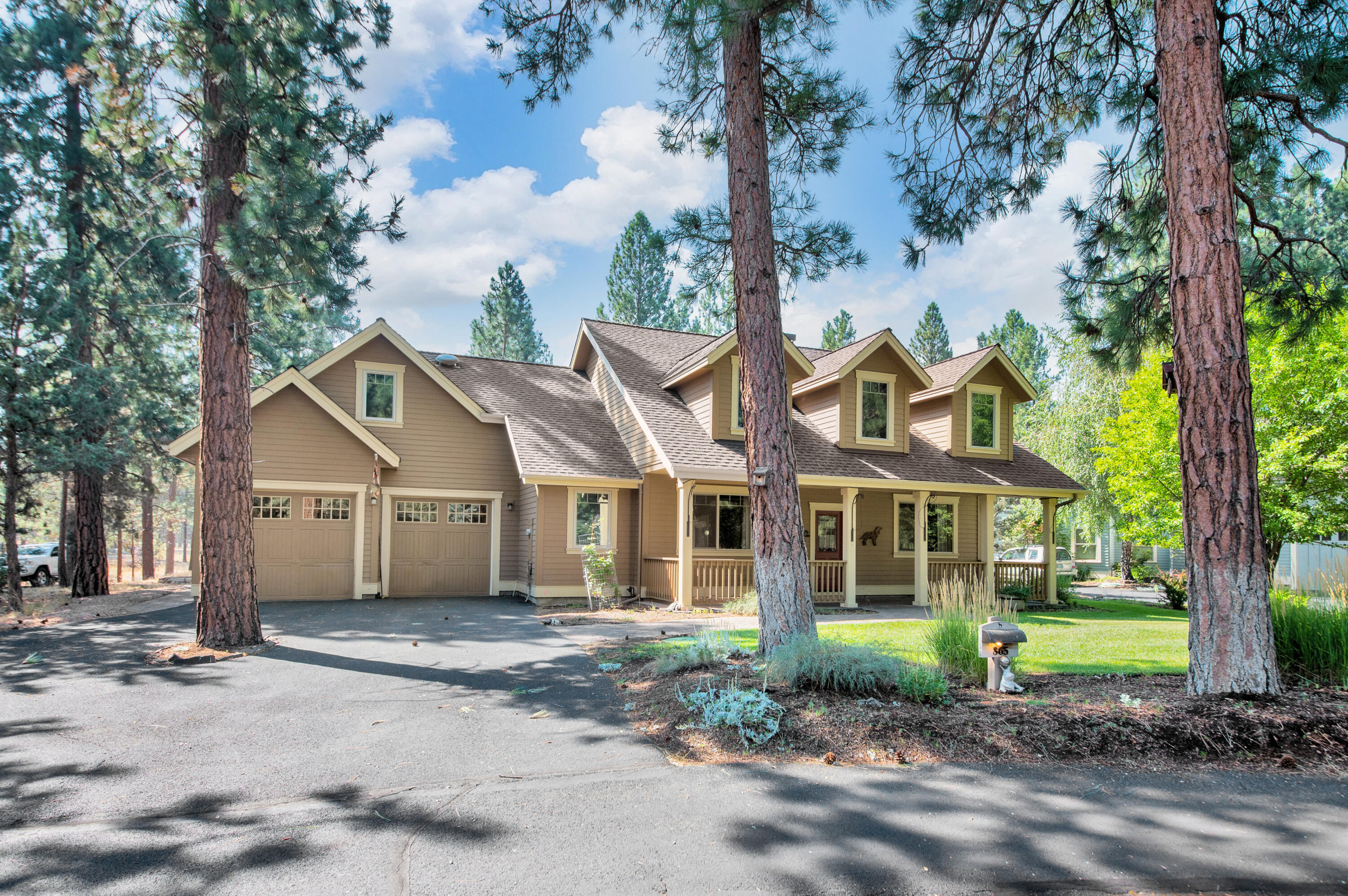 865 E Coyote Springs Road