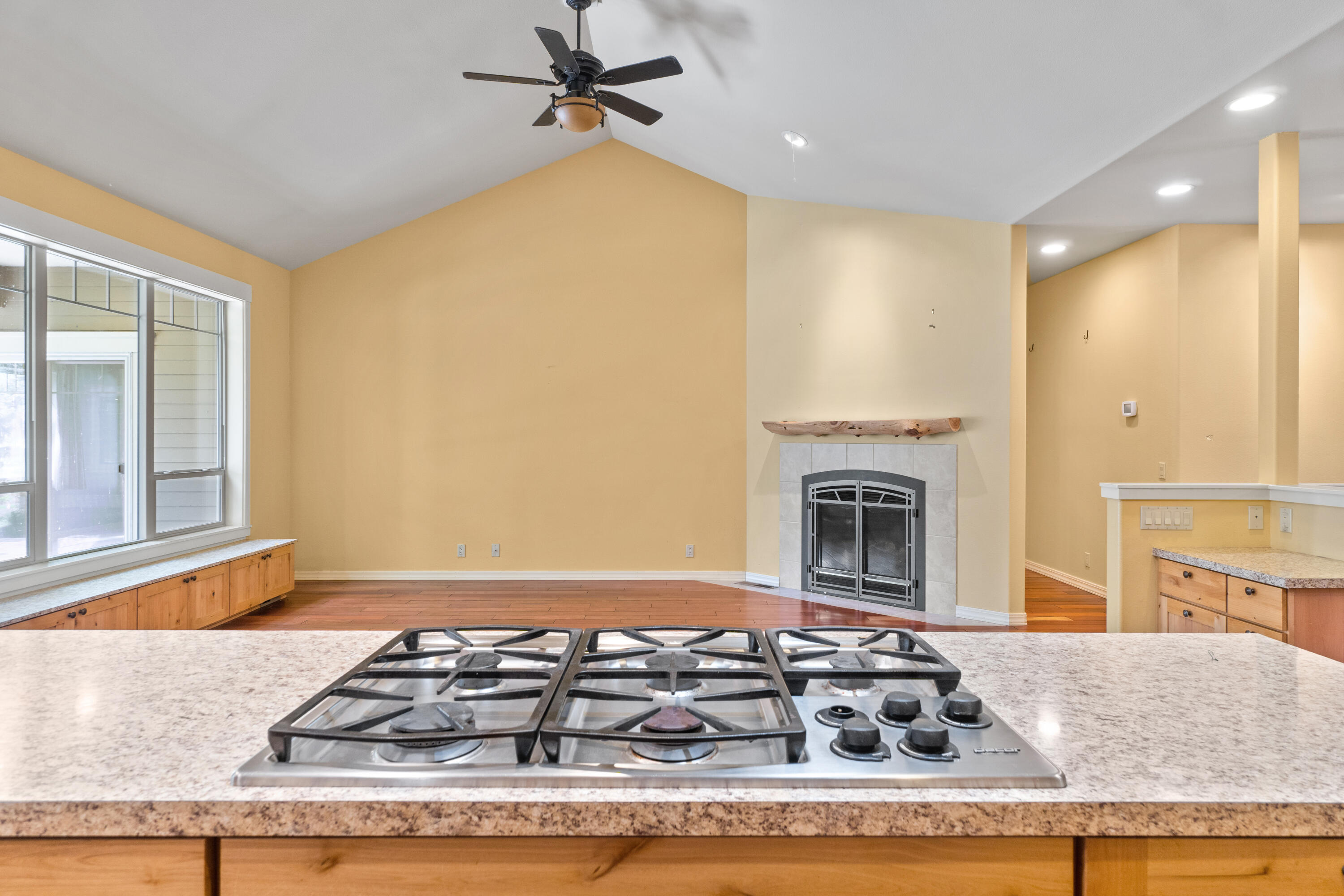 865 E Coyote Springs Road