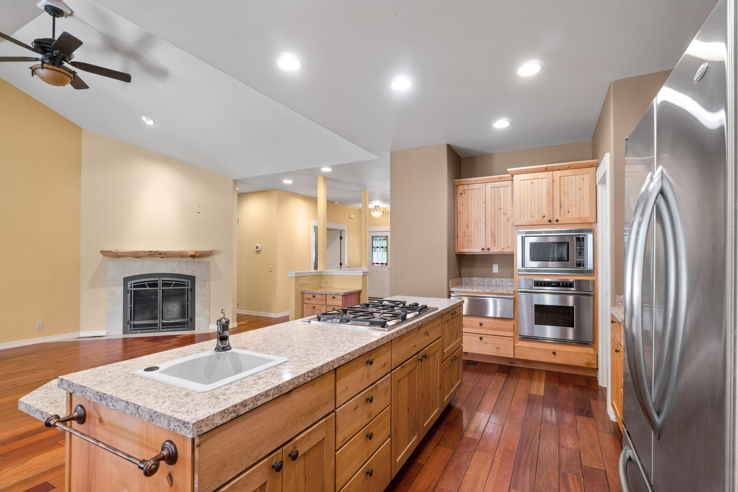 865 E Coyote Springs Road