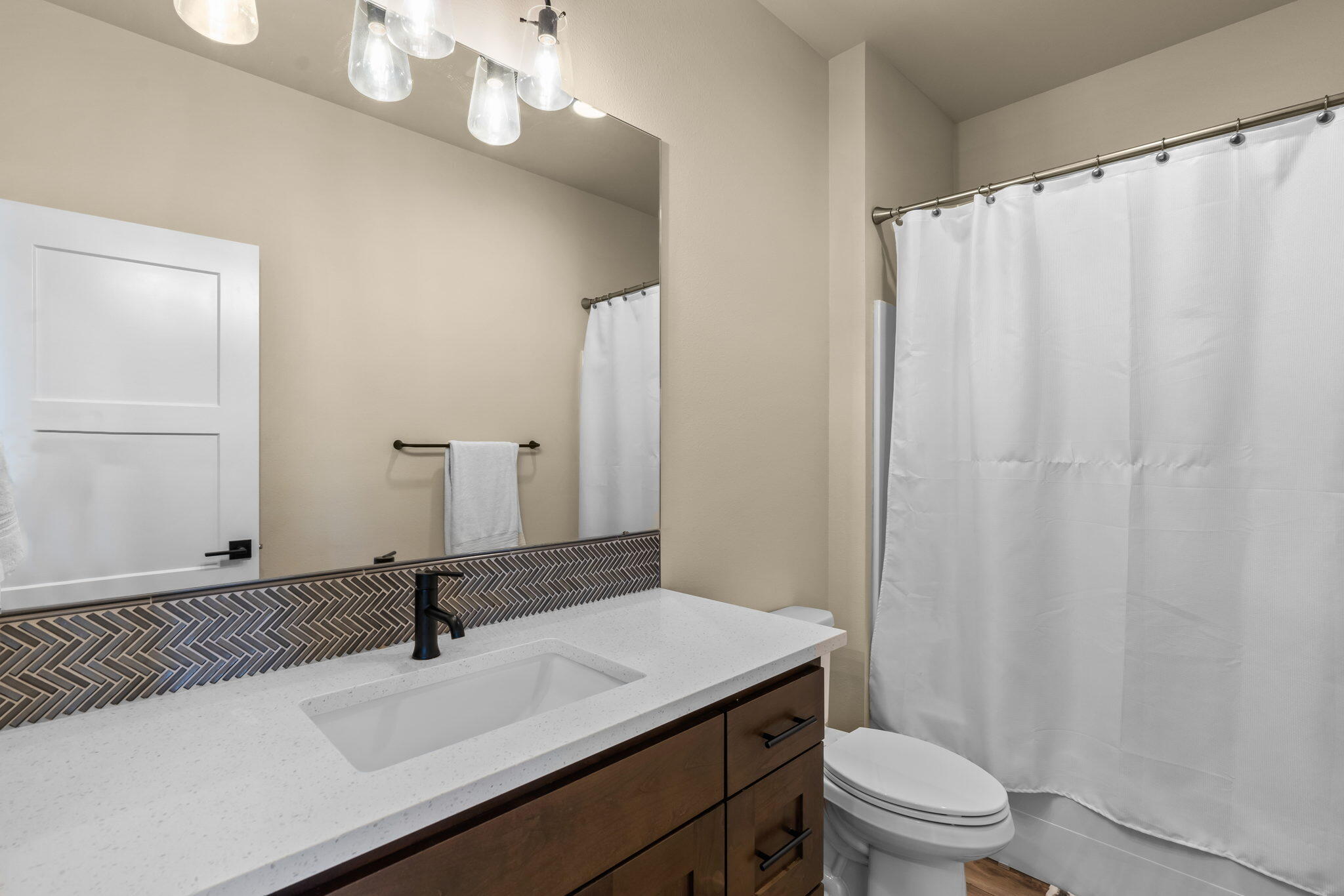 4324 SW Zenith Avenue