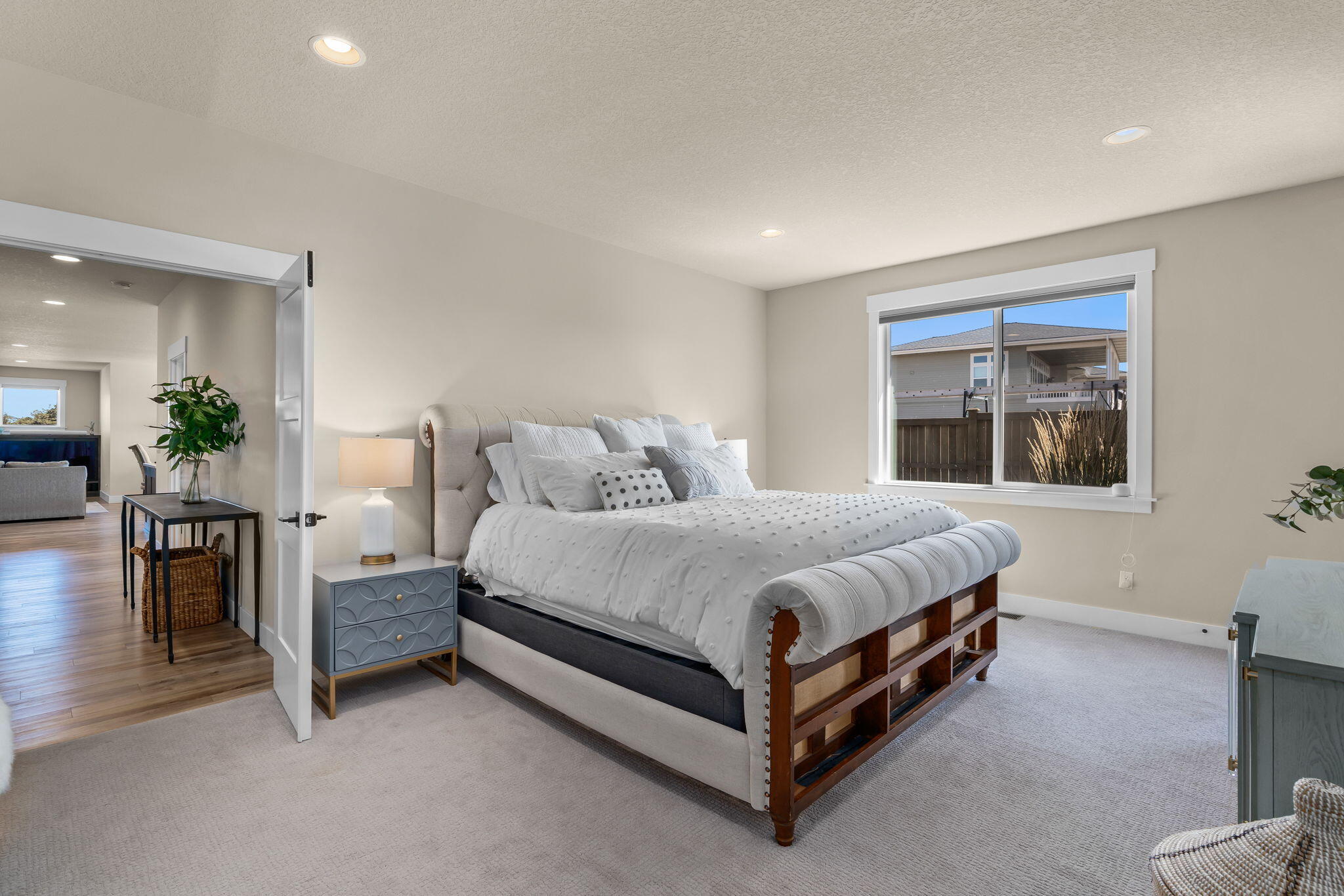 4324 SW Zenith Avenue