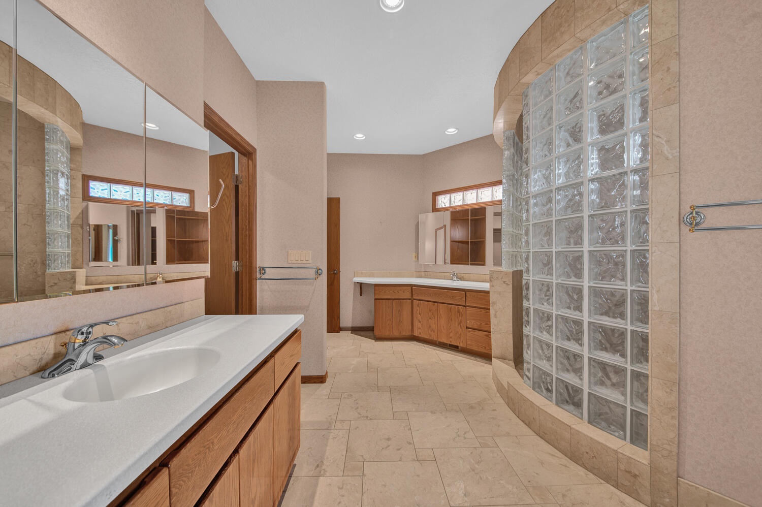 21131 SE Clairaway Avenue