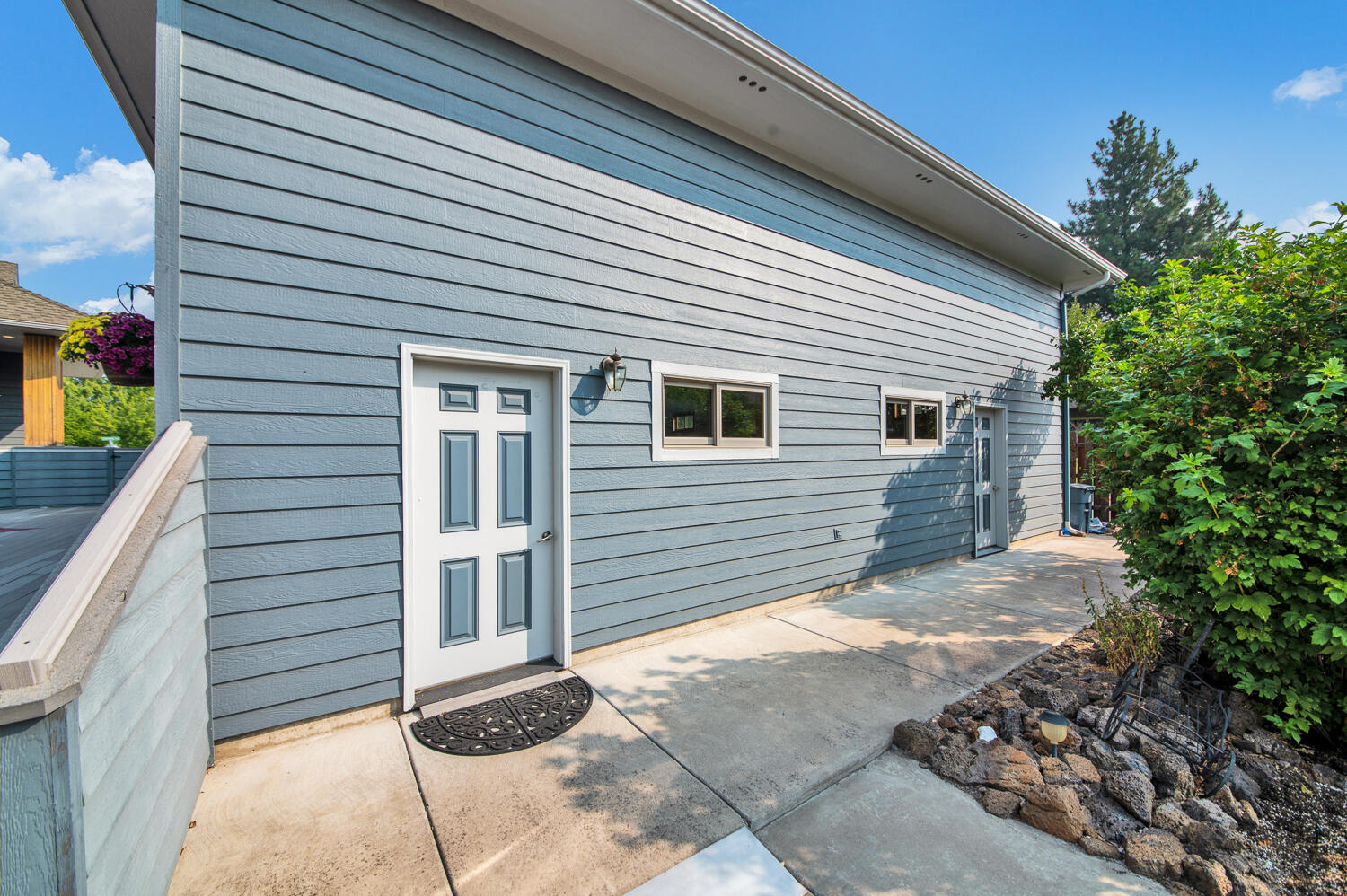 21131 SE Clairaway Avenue