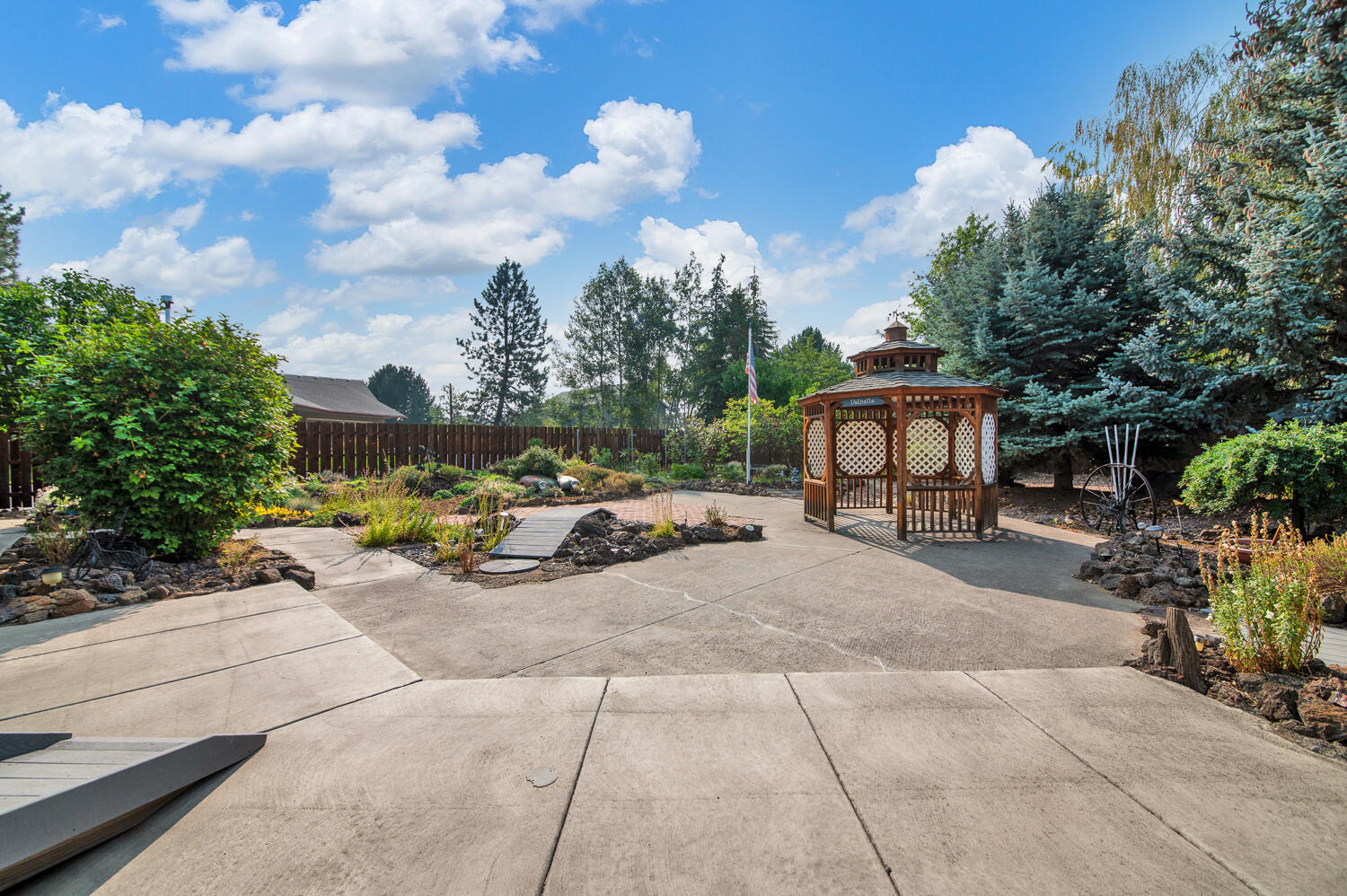 21131 SE Clairaway Avenue