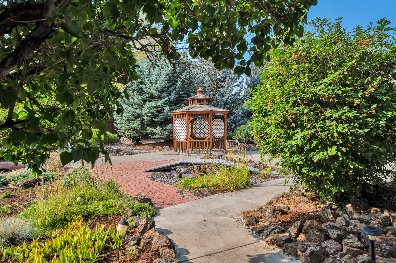 21131 SE Clairaway Avenue