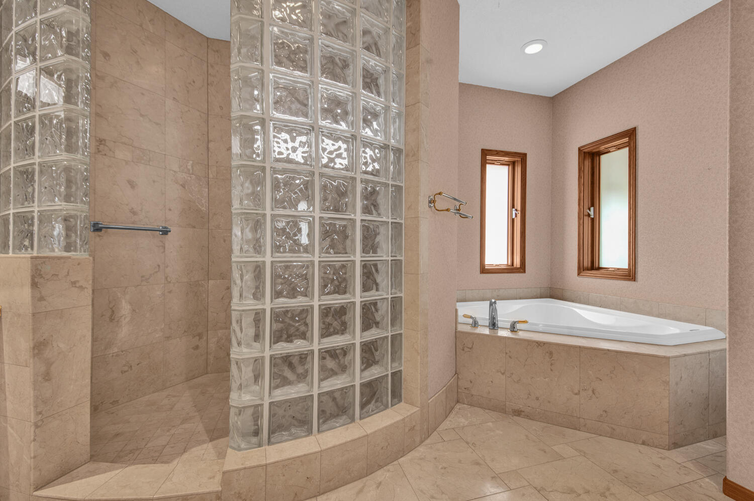 21131 SE Clairaway Avenue