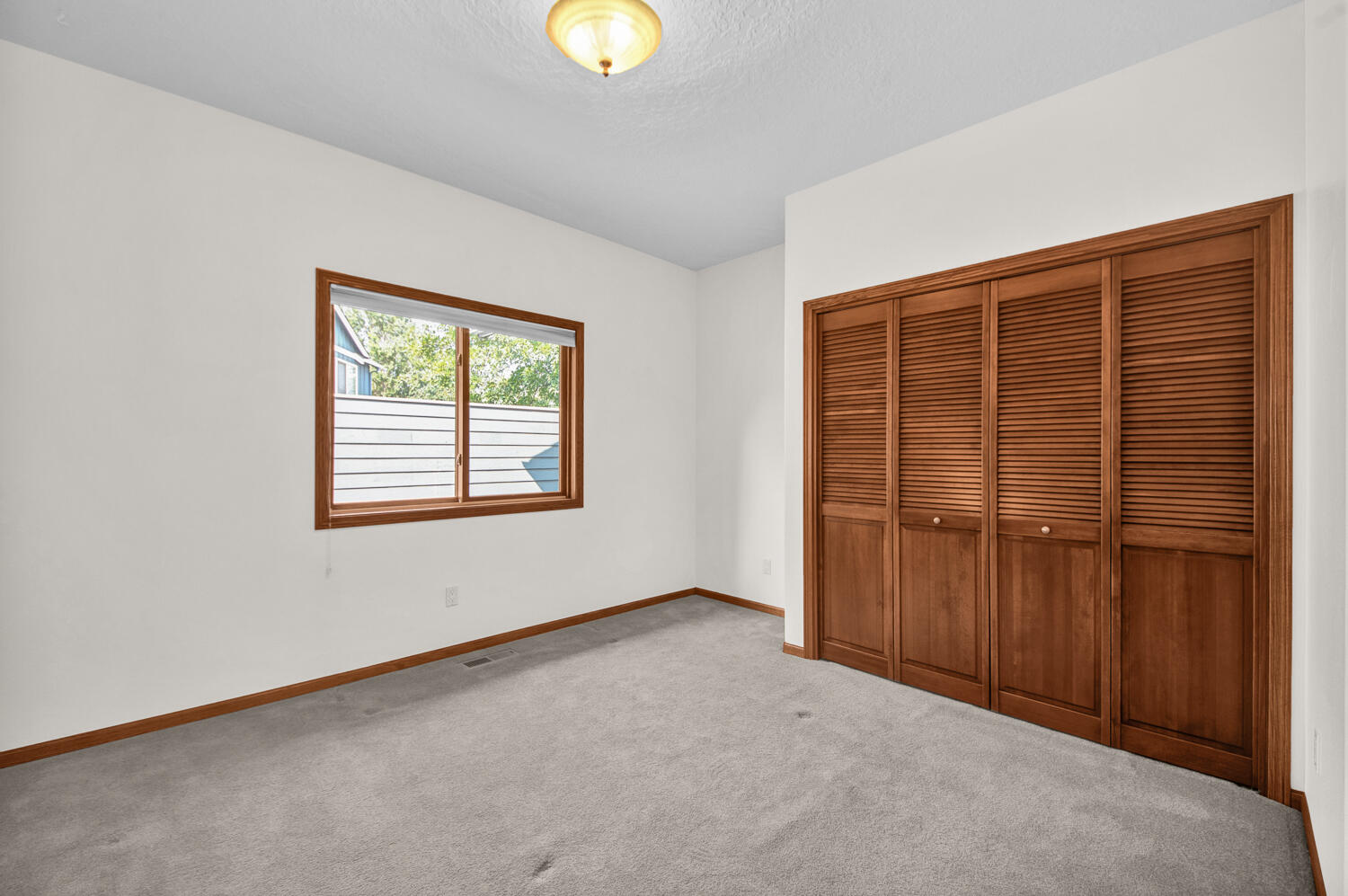 21131 SE Clairaway Avenue