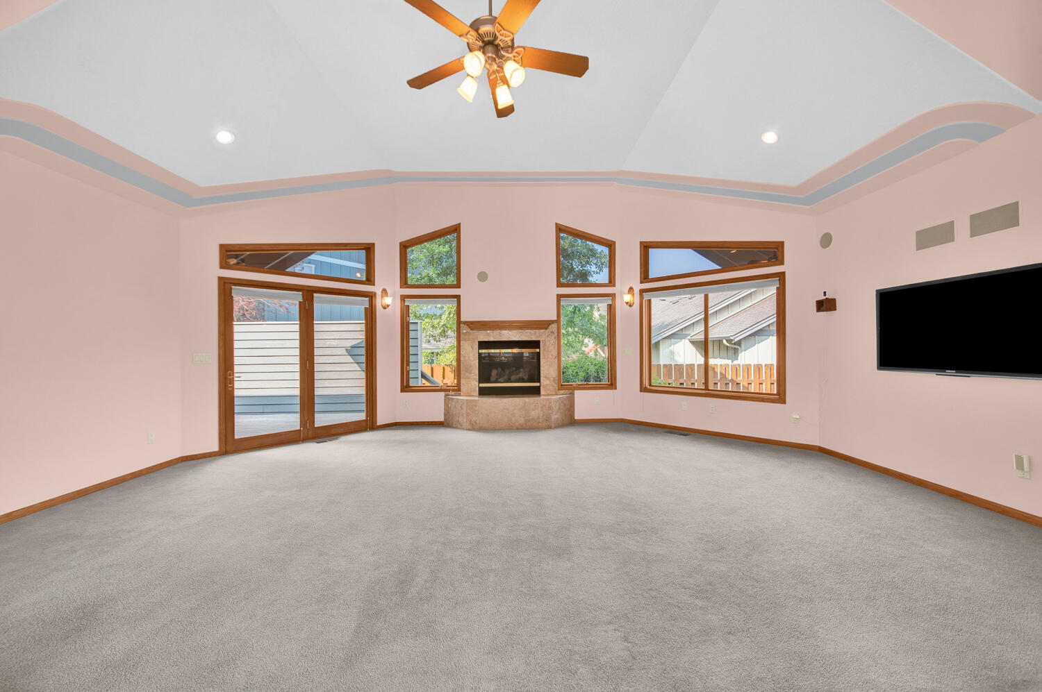 21131 SE Clairaway Avenue