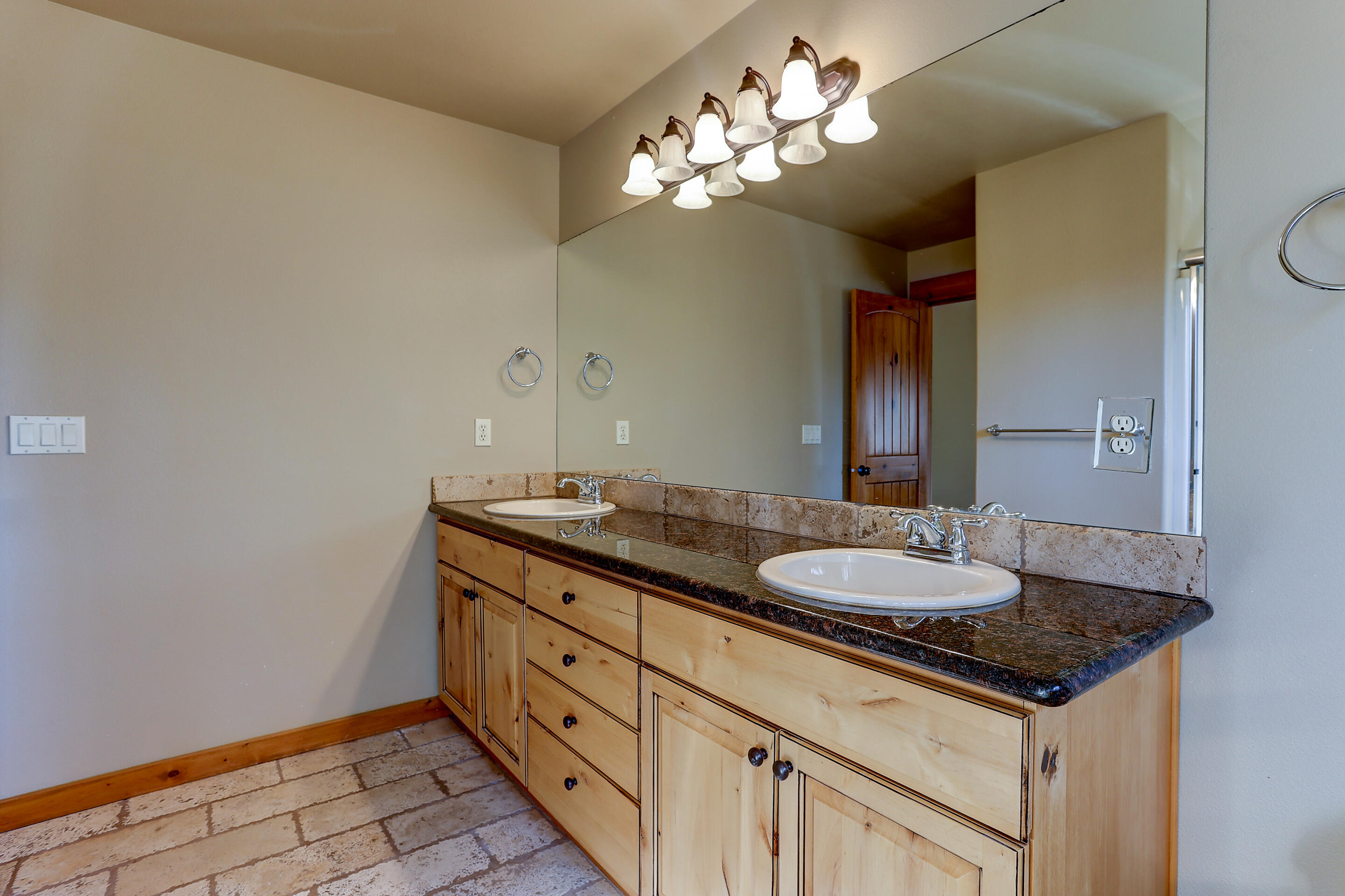 20301 SE Knightsbridge Place