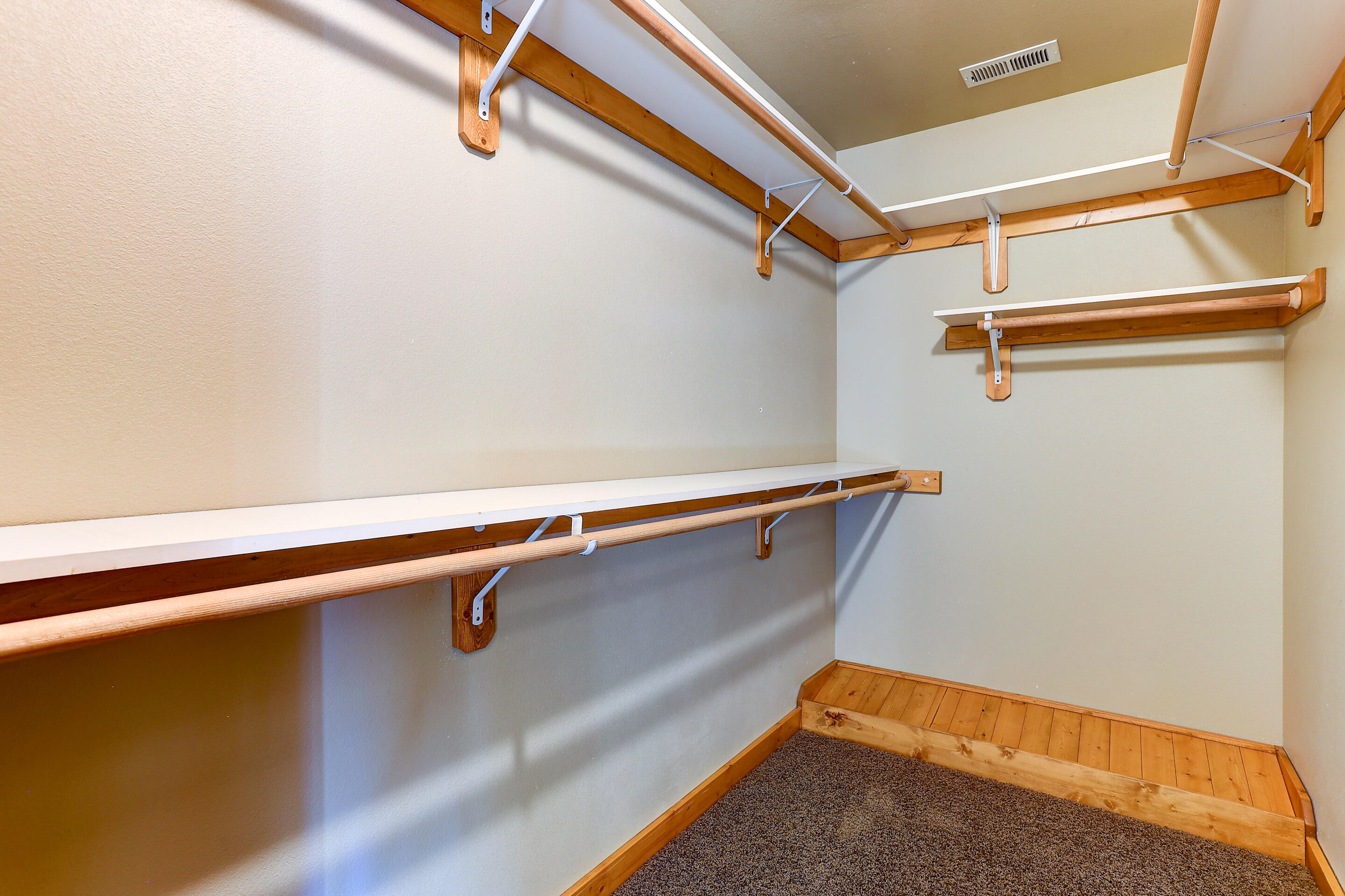 20301 SE Knightsbridge Place