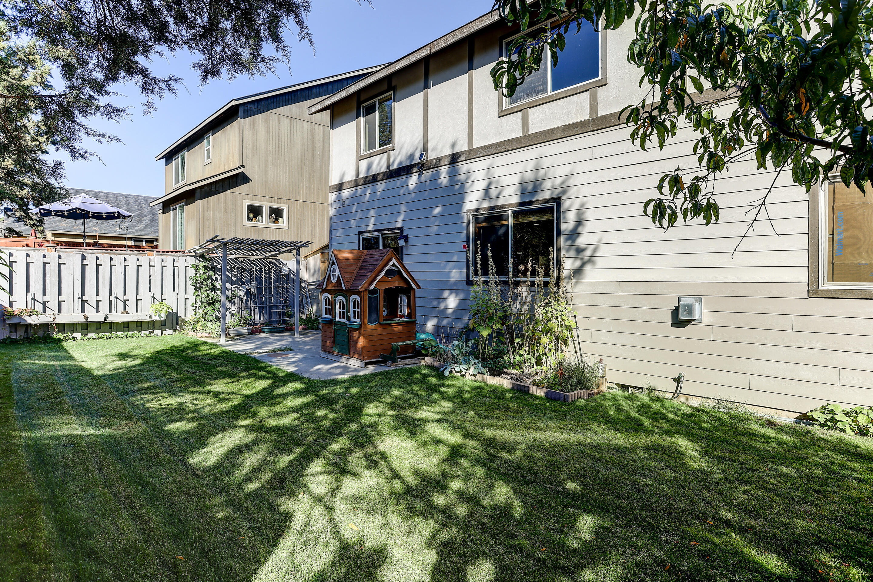 20301 SE Knightsbridge Place