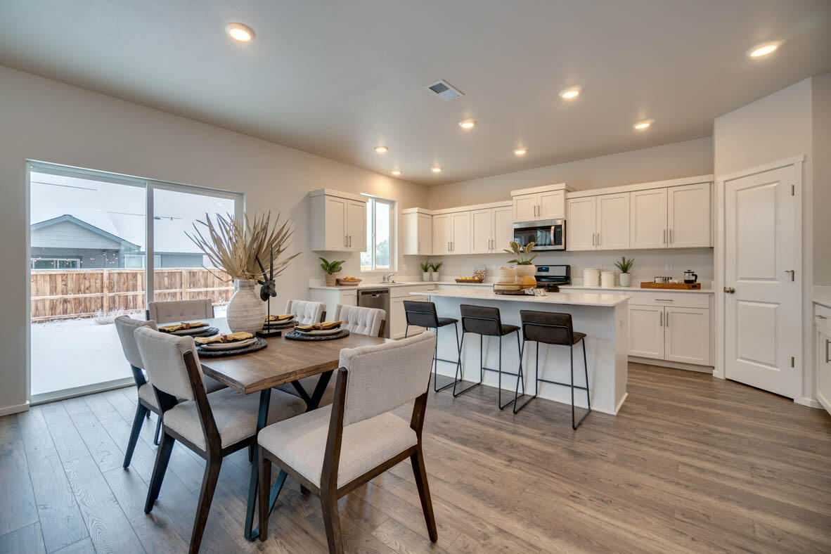 334 SE Stetson Court Unit: #82