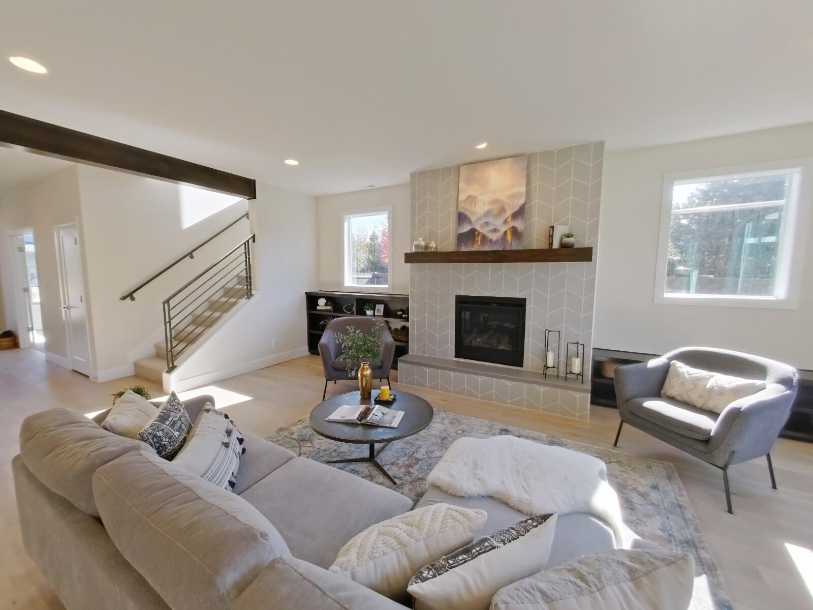 63205 NW Red Butte Court Unit: Lot 24