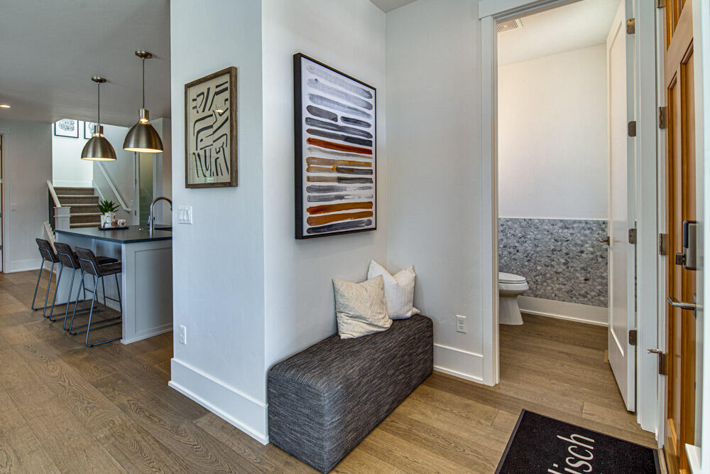 2289 NW Skyline Ranch Road