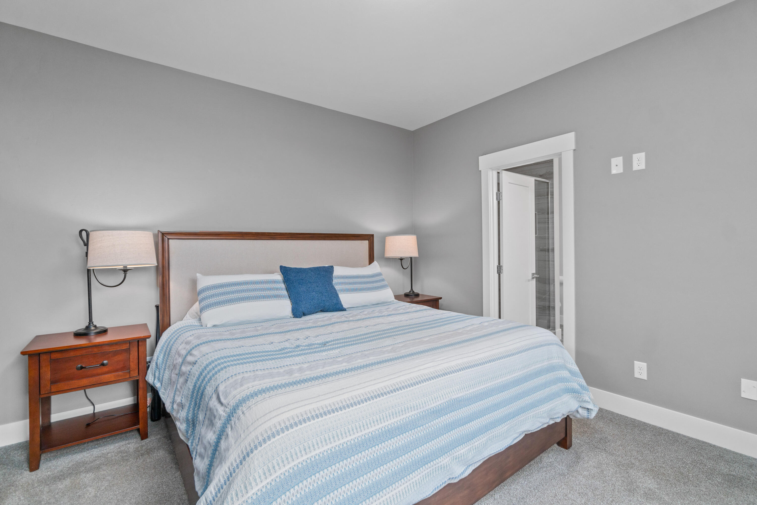 2317 NW Awbrey Court