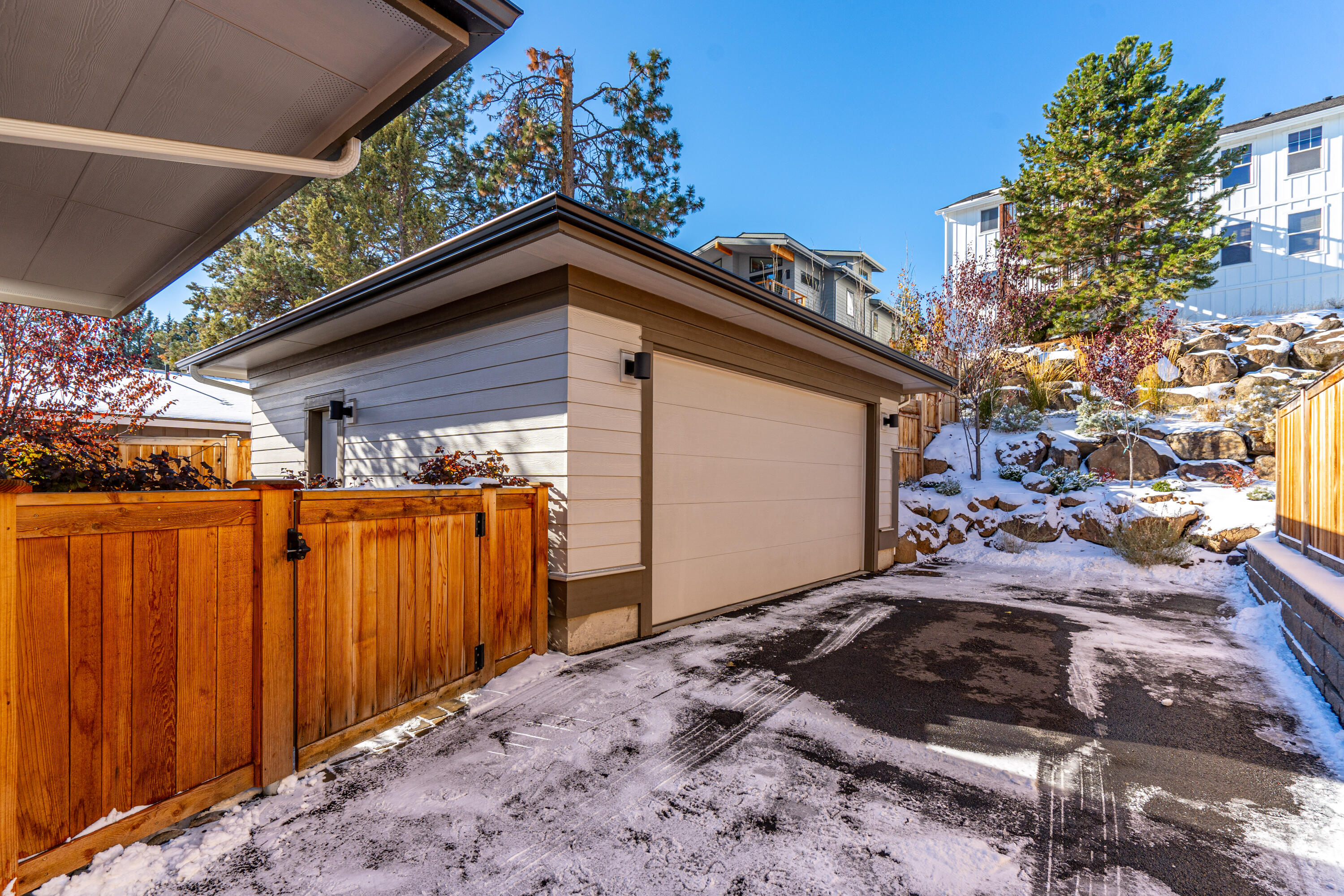 2317 NW Awbrey Court