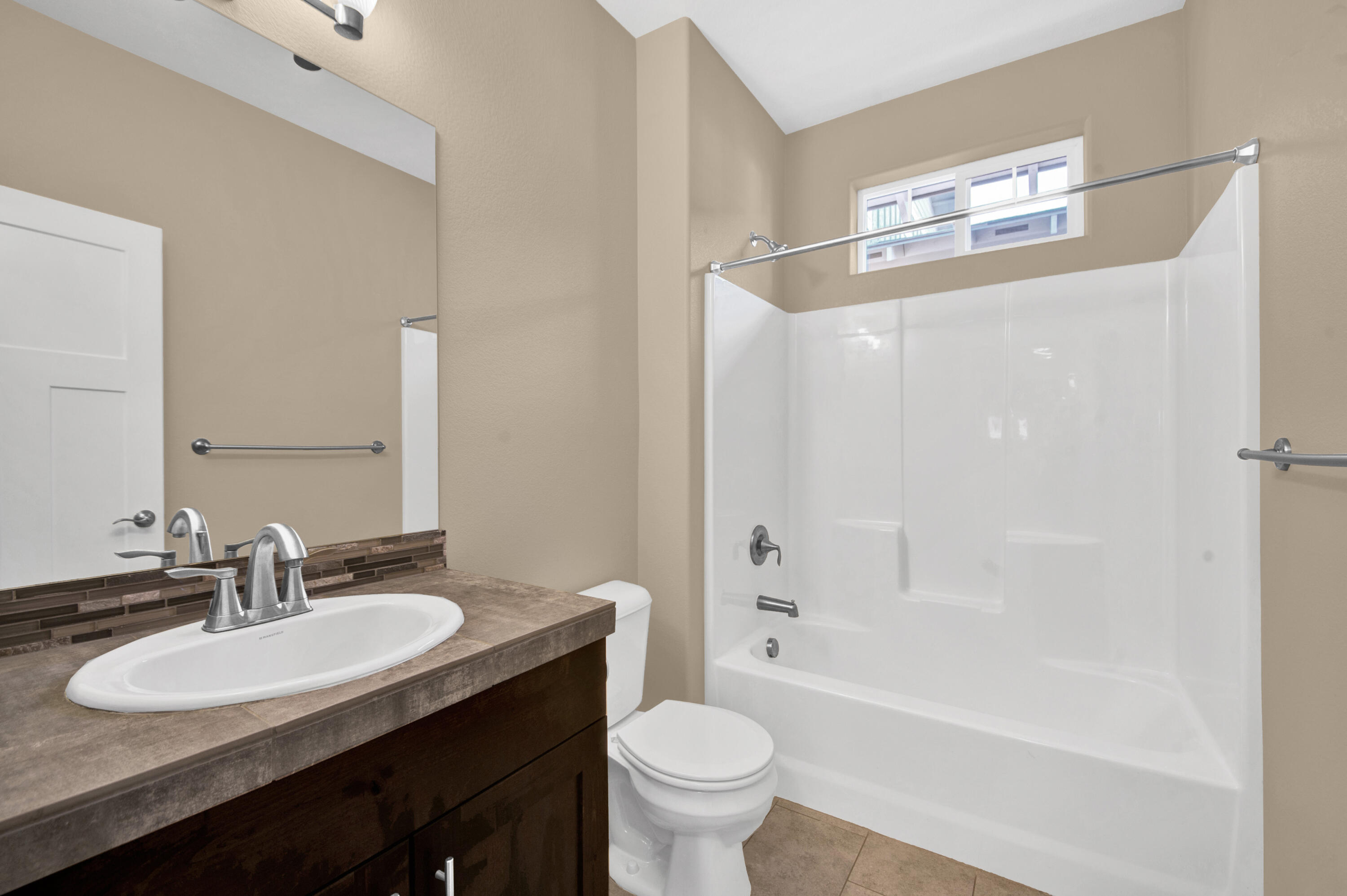 1572 NW Kingwood Avenue