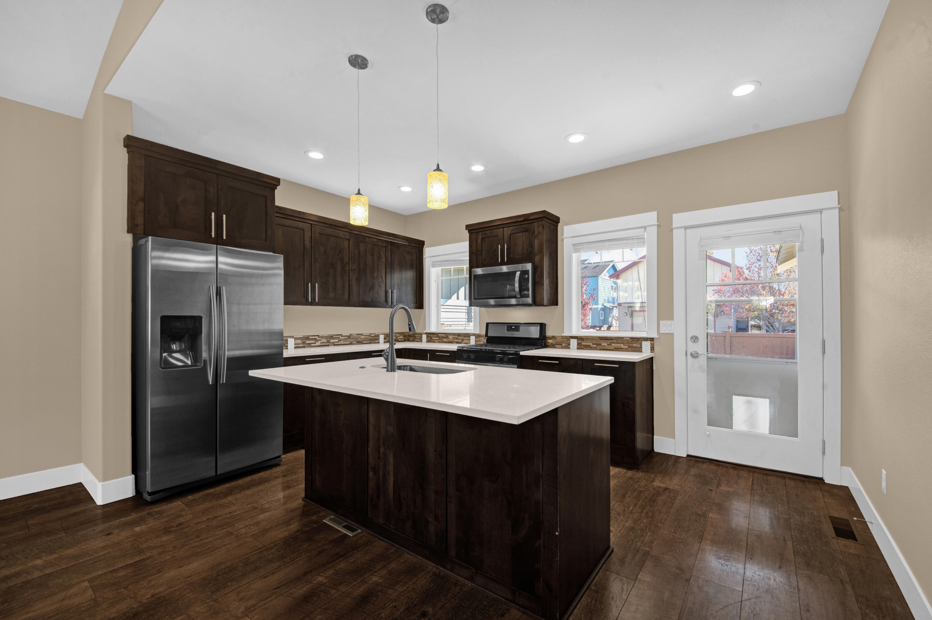 1572 NW Kingwood Avenue