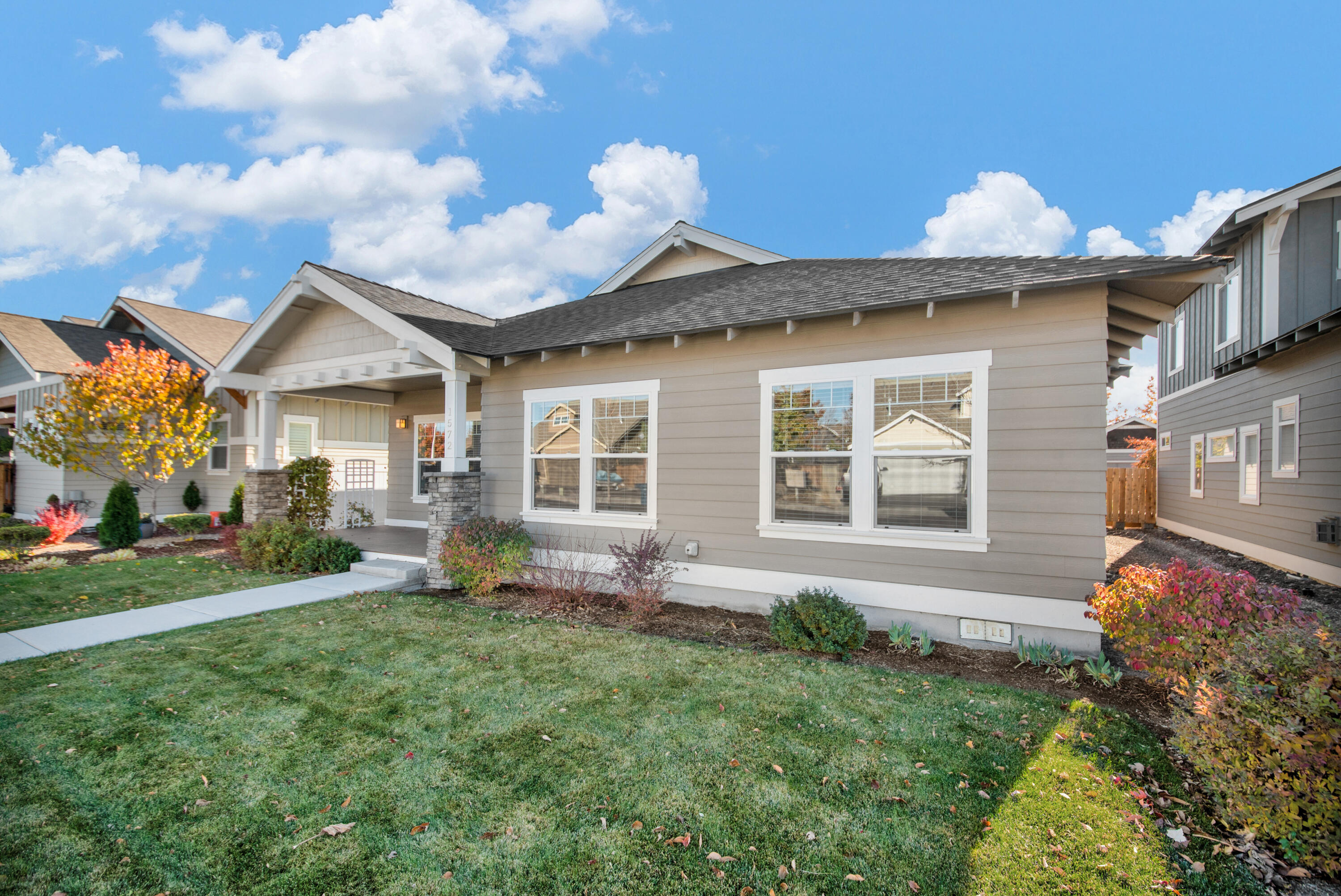 1572 NW Kingwood Avenue