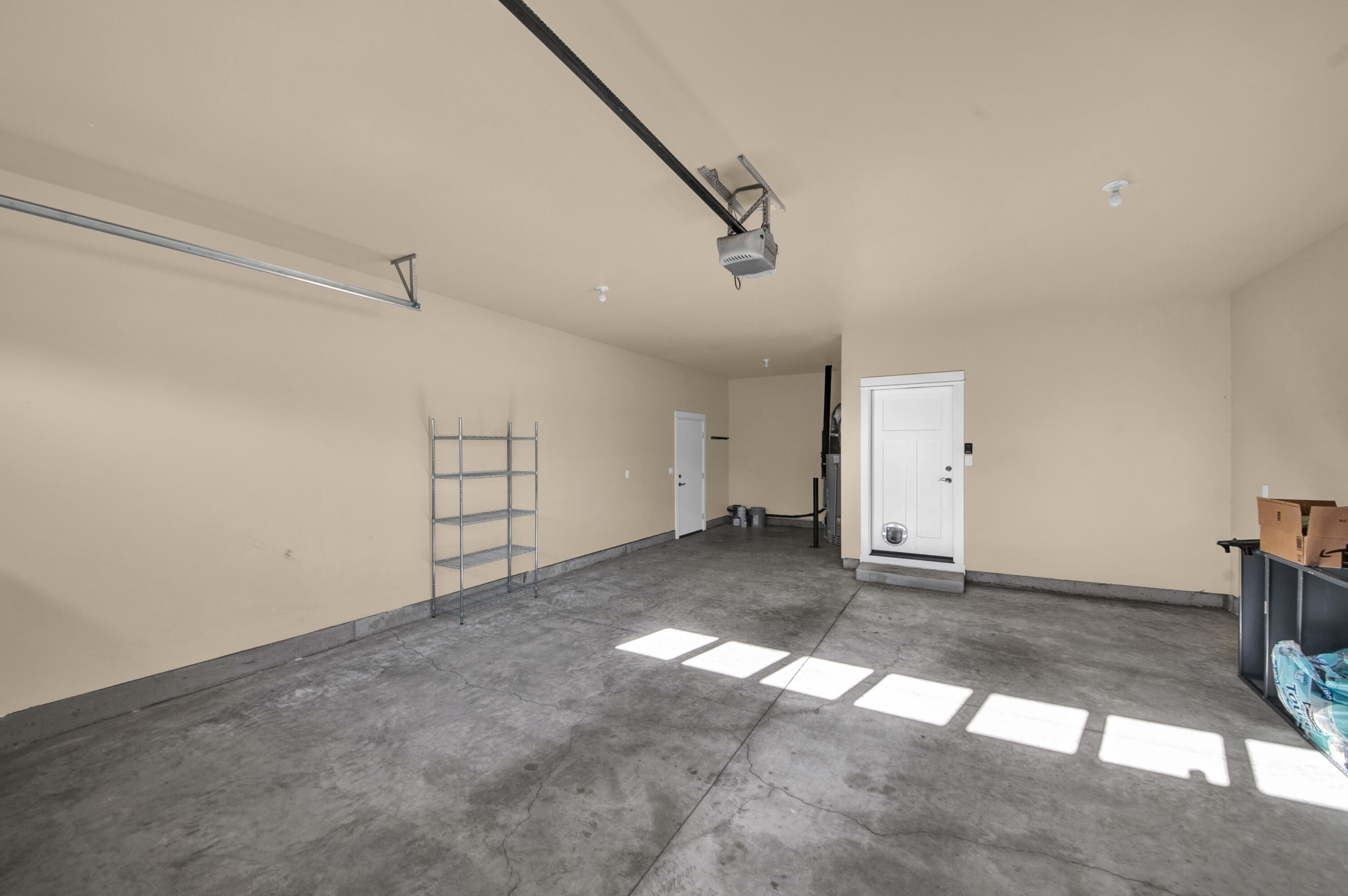 1572 NW Kingwood Avenue