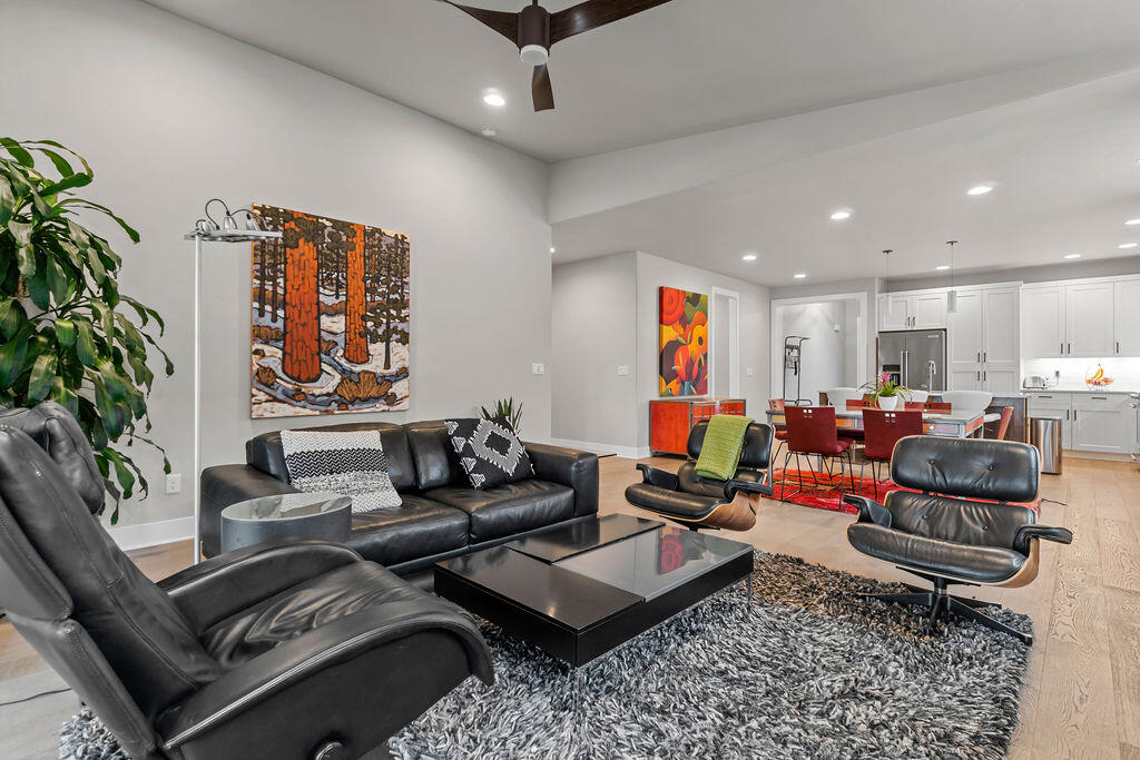 2568 NW Rippling River Court