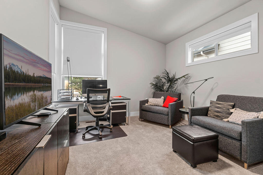 2568 NW Rippling River Court