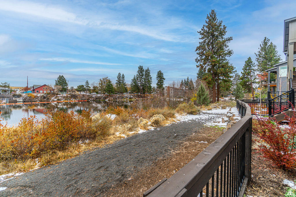 2568 NW Rippling River Court