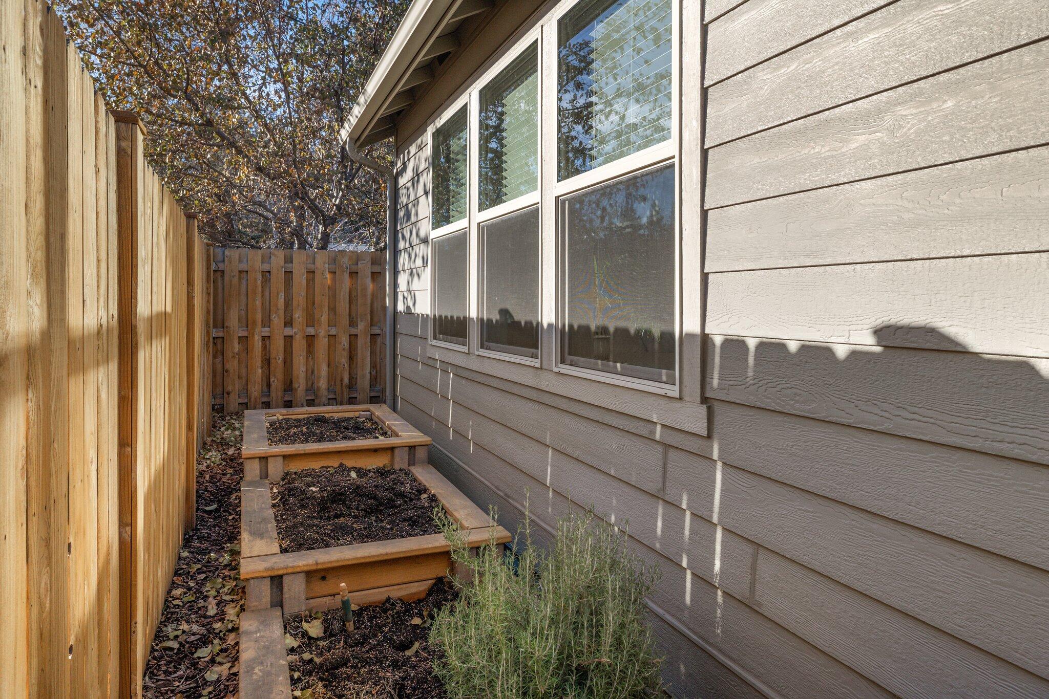 343 SW Cleveland Avenue