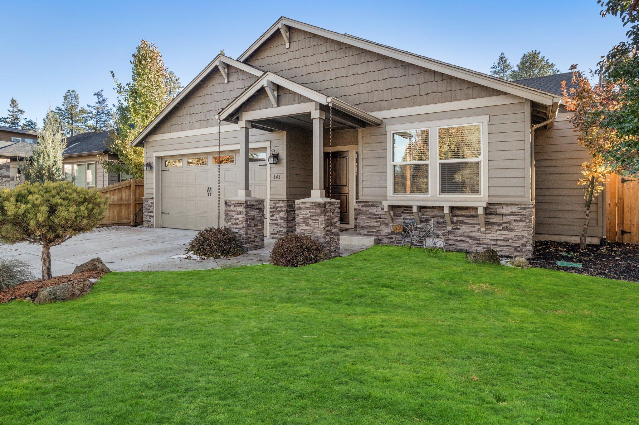 343 SW Cleveland Avenue