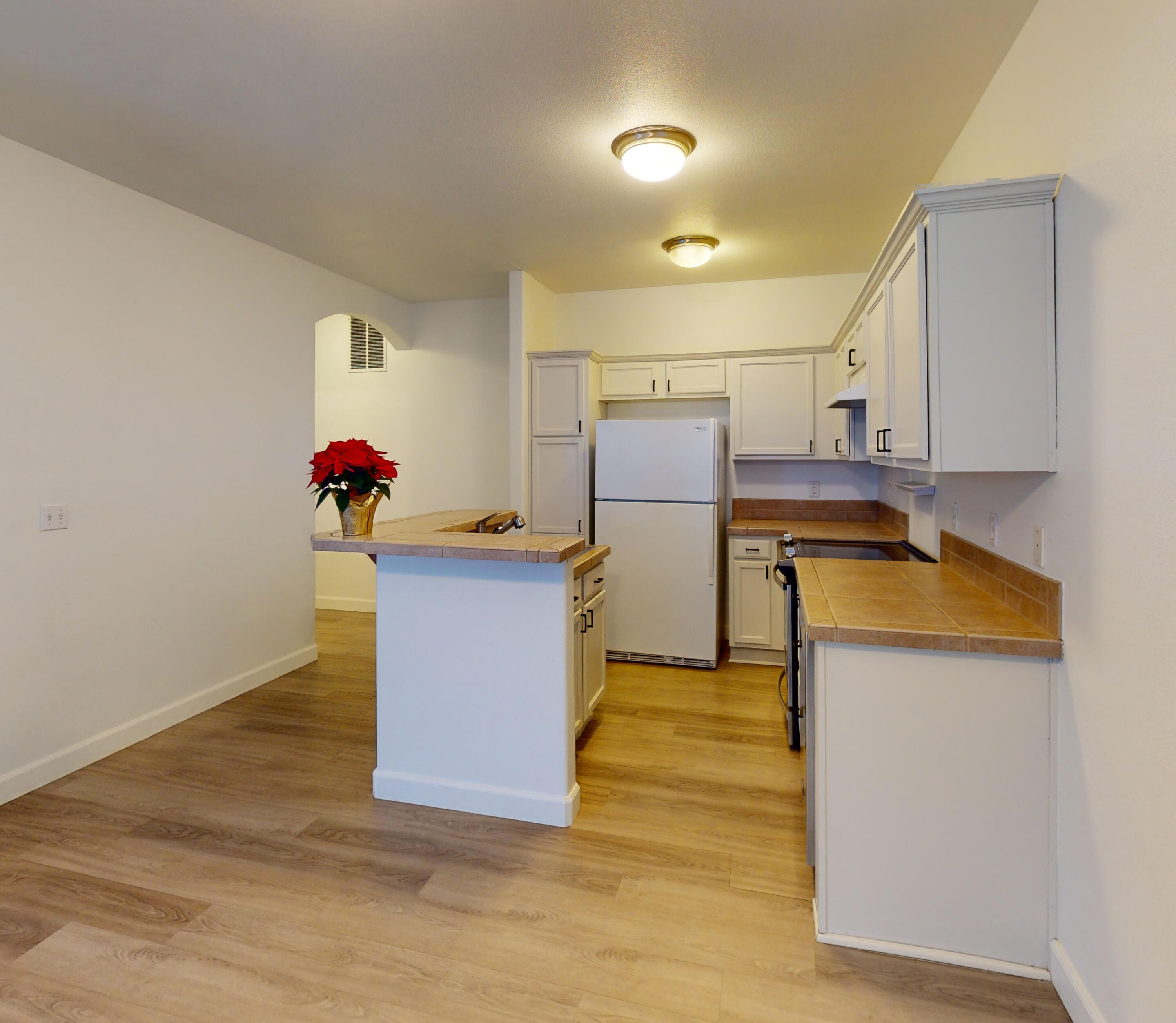 863 NE Locksley Drive