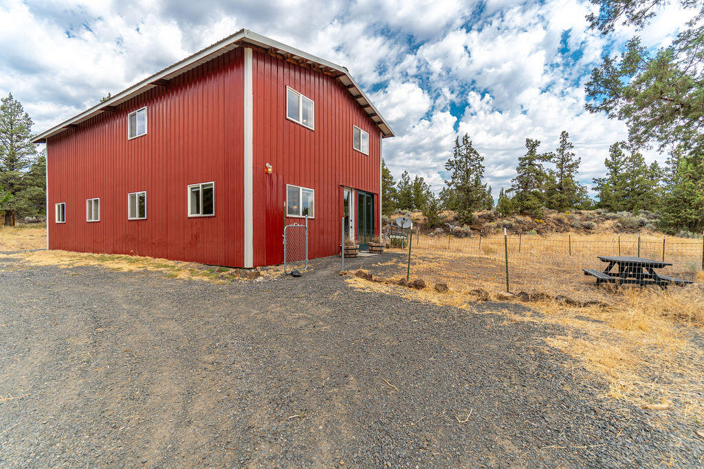 64635 Deschutes Market Road