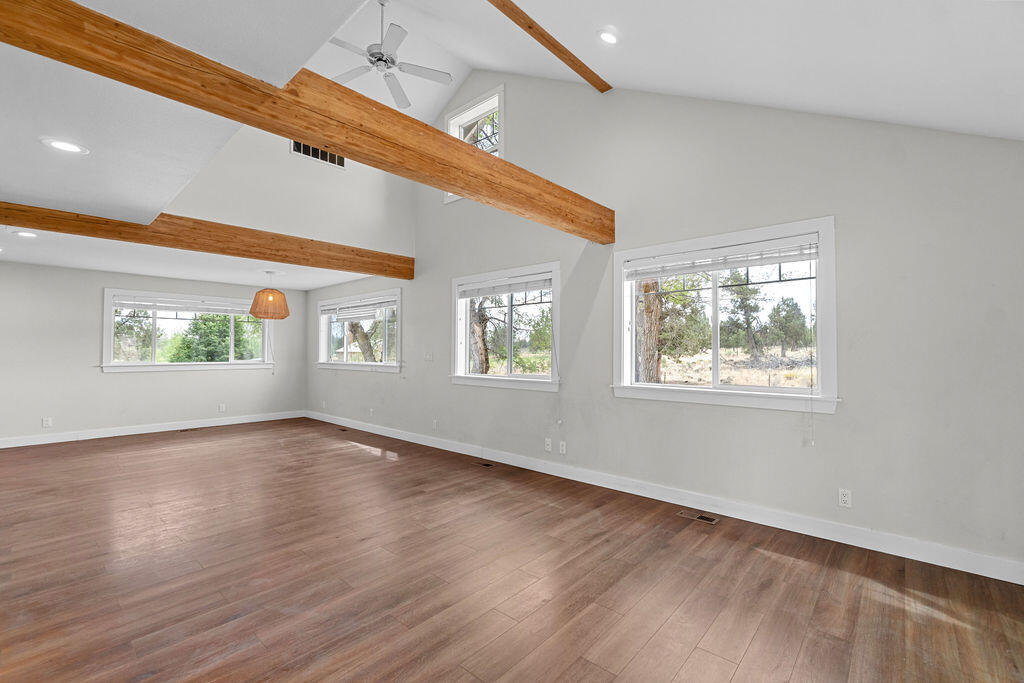 64635 Deschutes Market Road