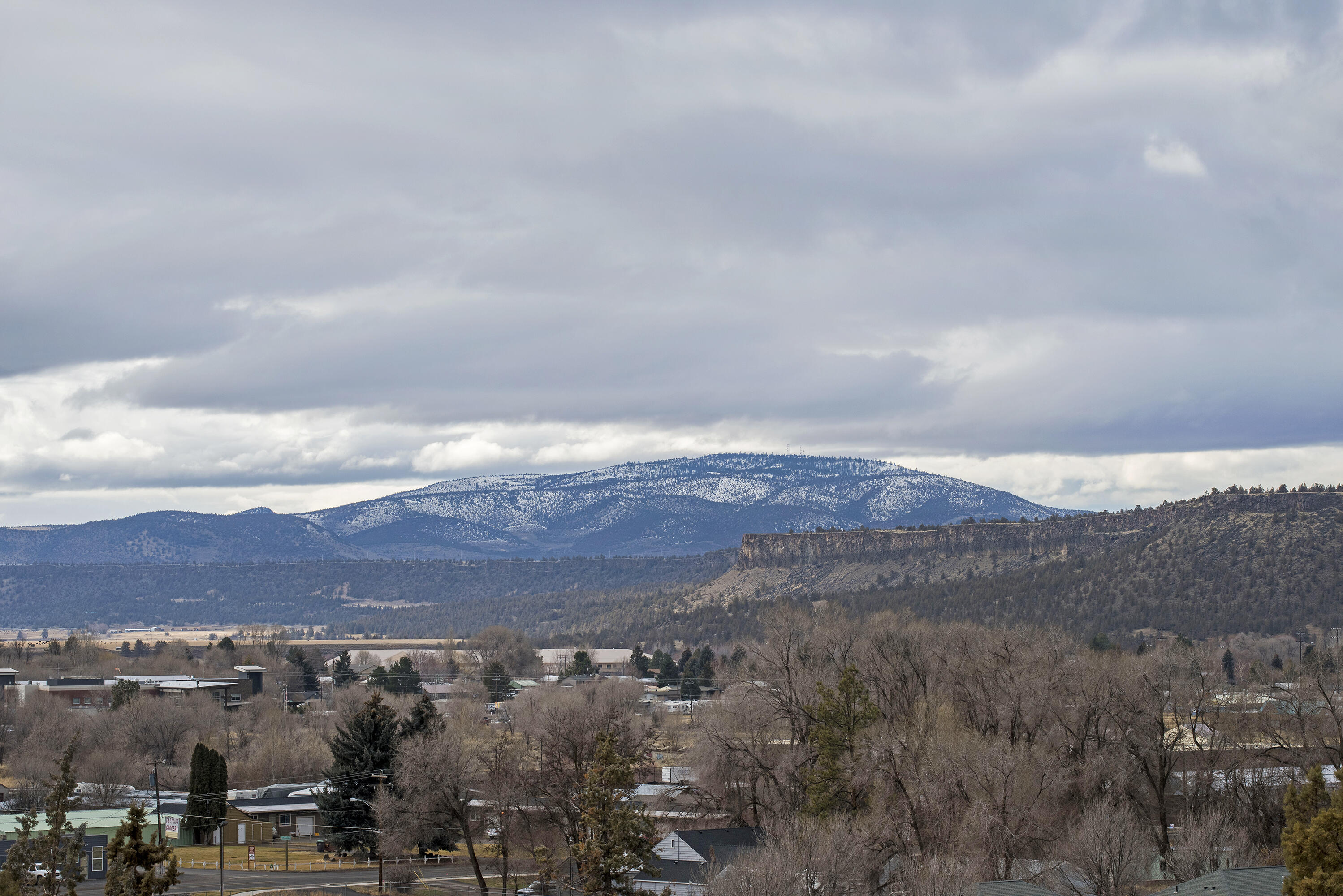 2400 NE Compass Court