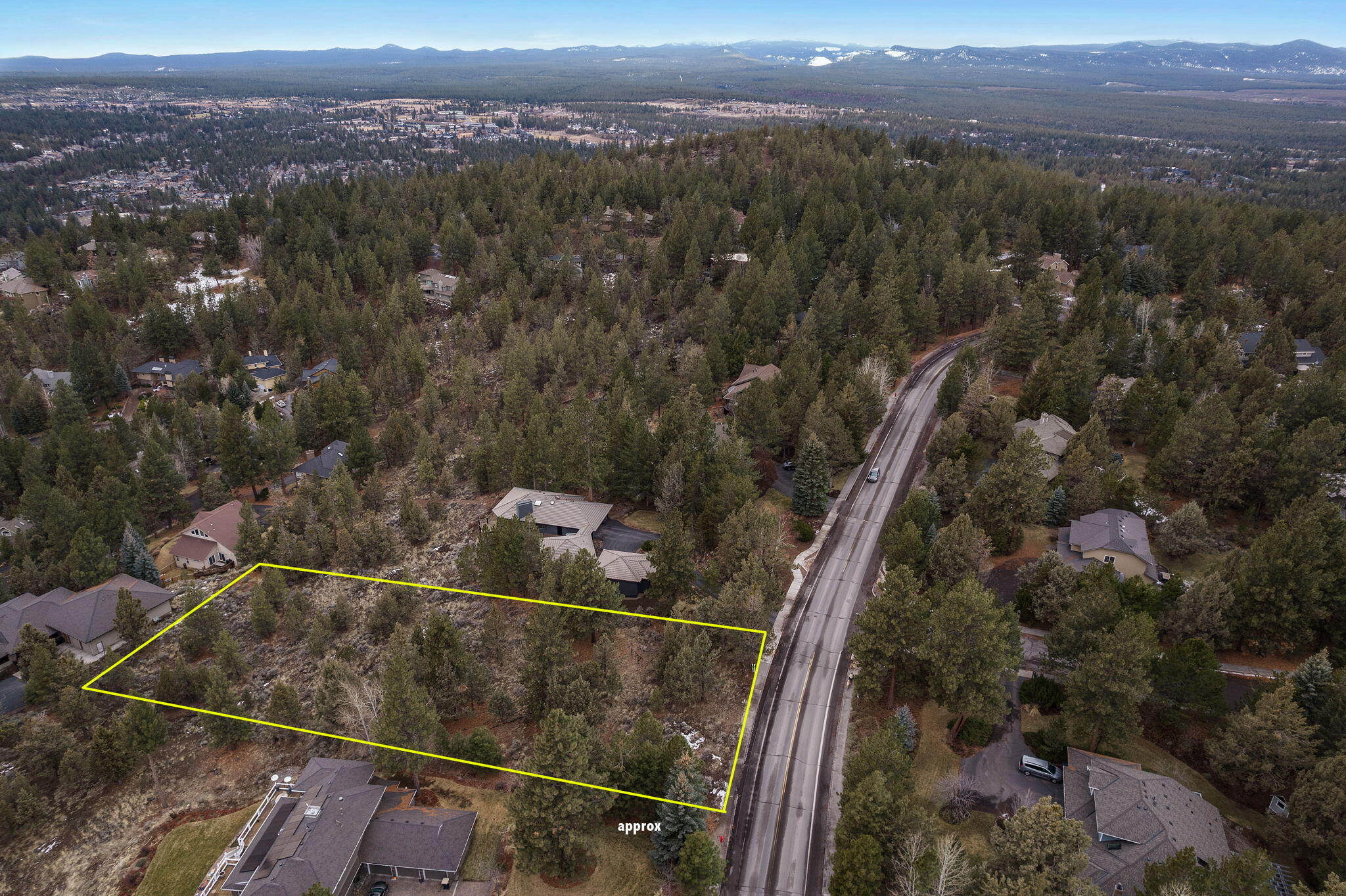 1615 NW Summit Drive