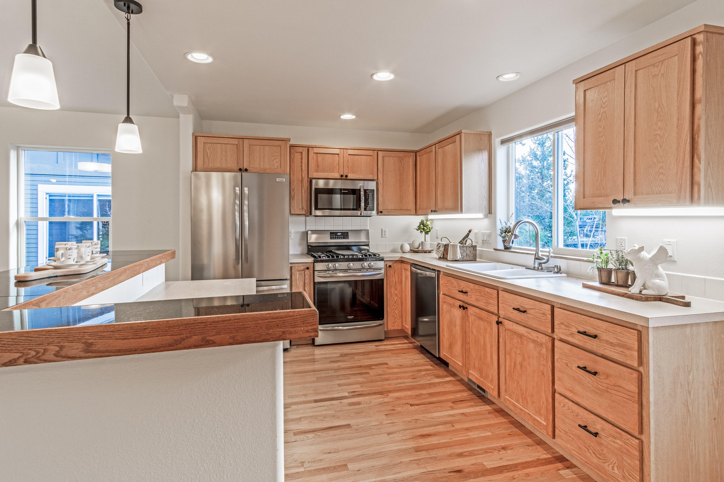 2527 NW Monterey Pines Drive