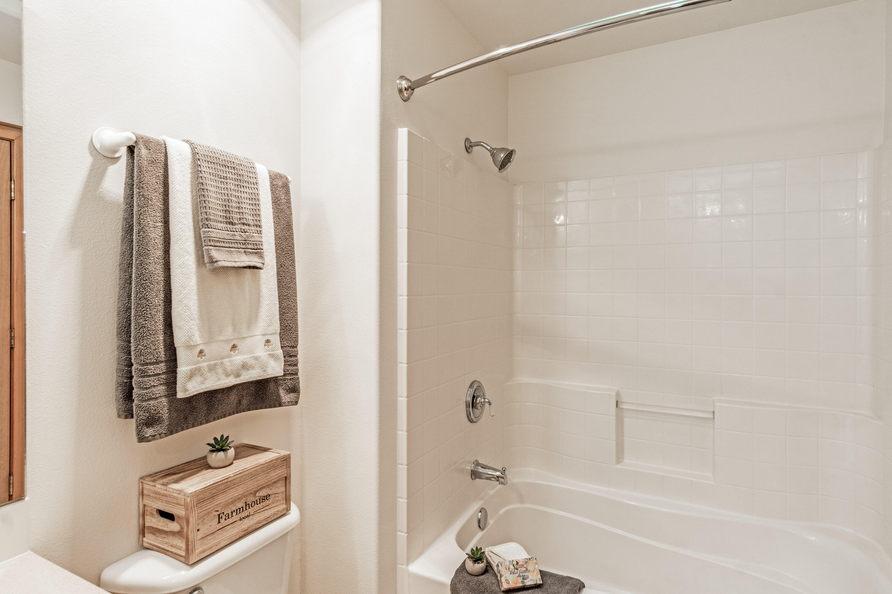 2527 NW Monterey Pines Drive