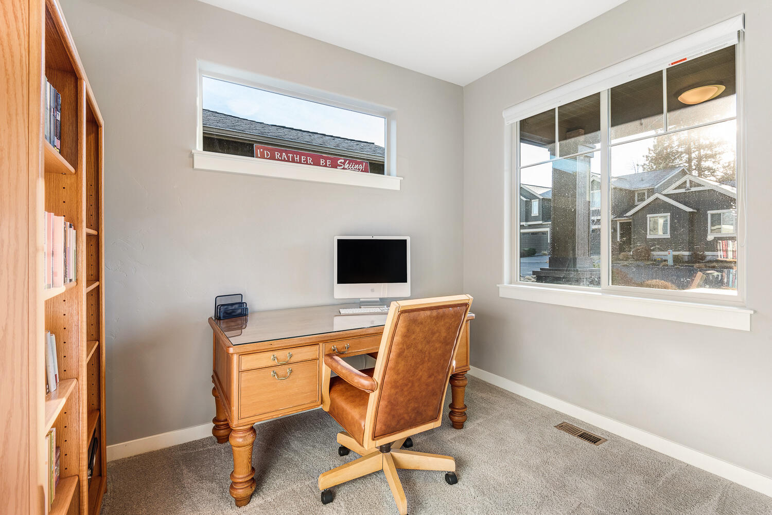 60480 Hedgewood Lane