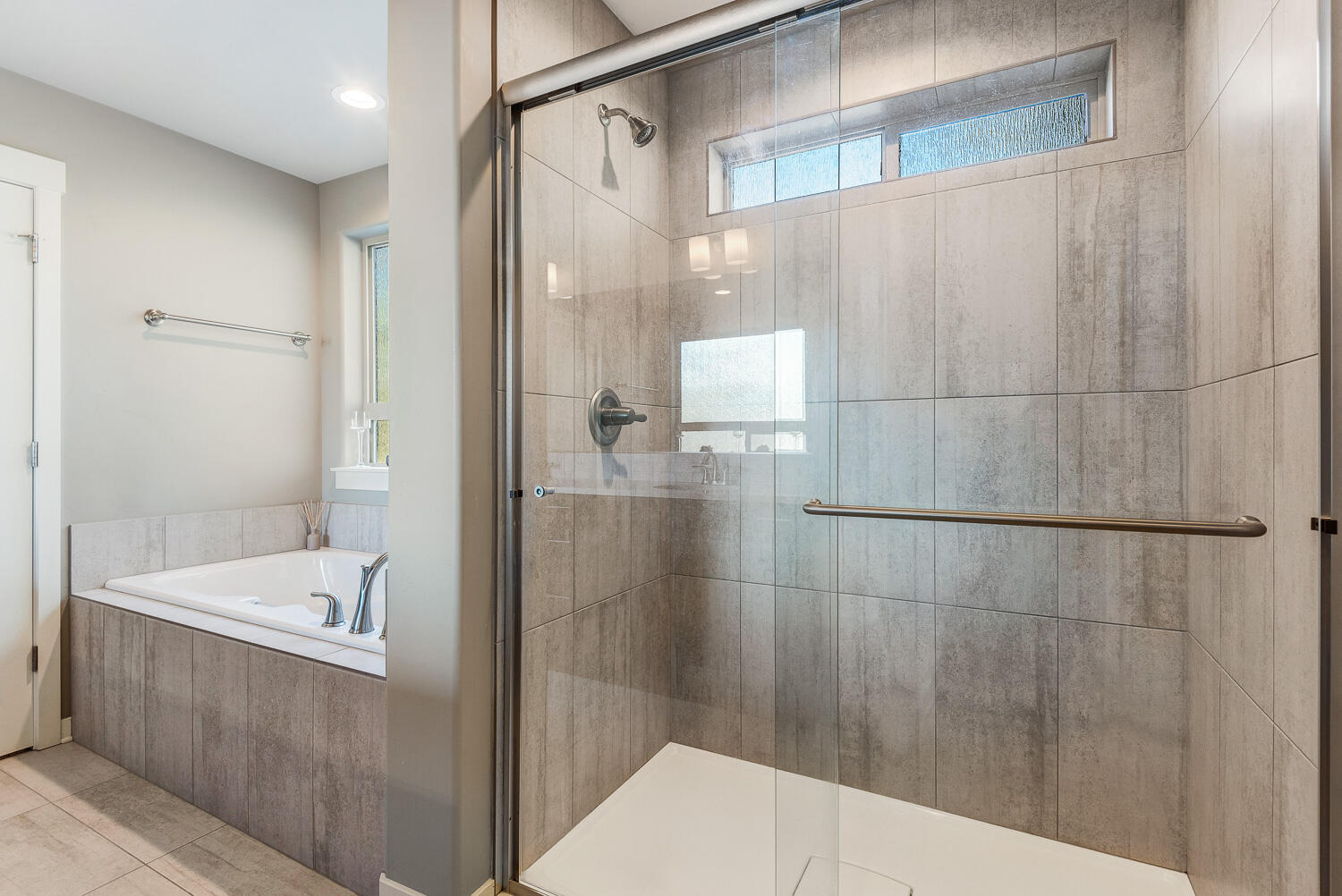 60480 Hedgewood Lane