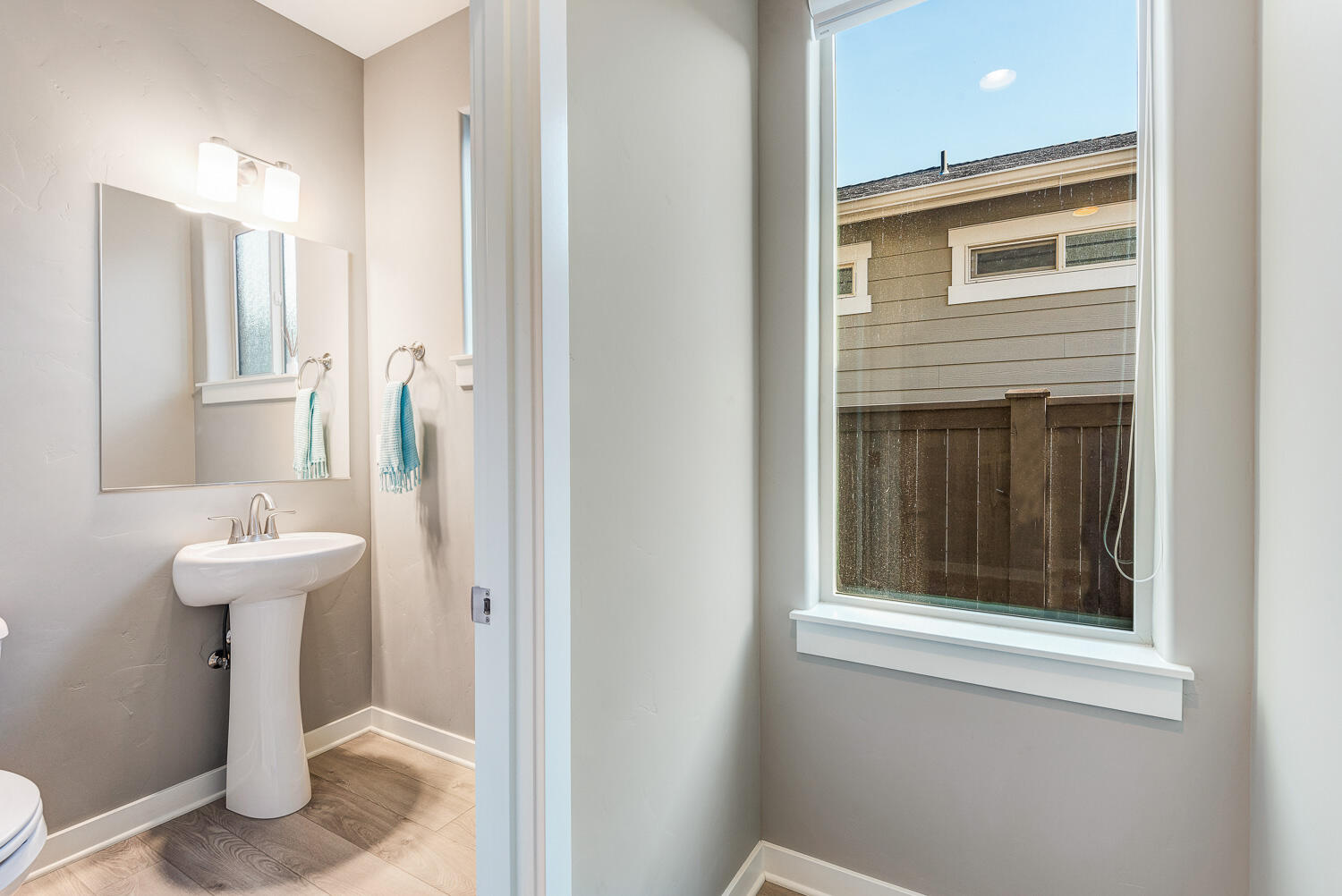 60480 Hedgewood Lane