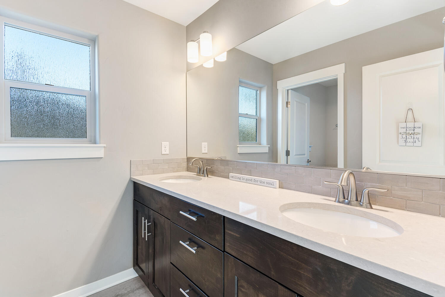 60480 Hedgewood Lane