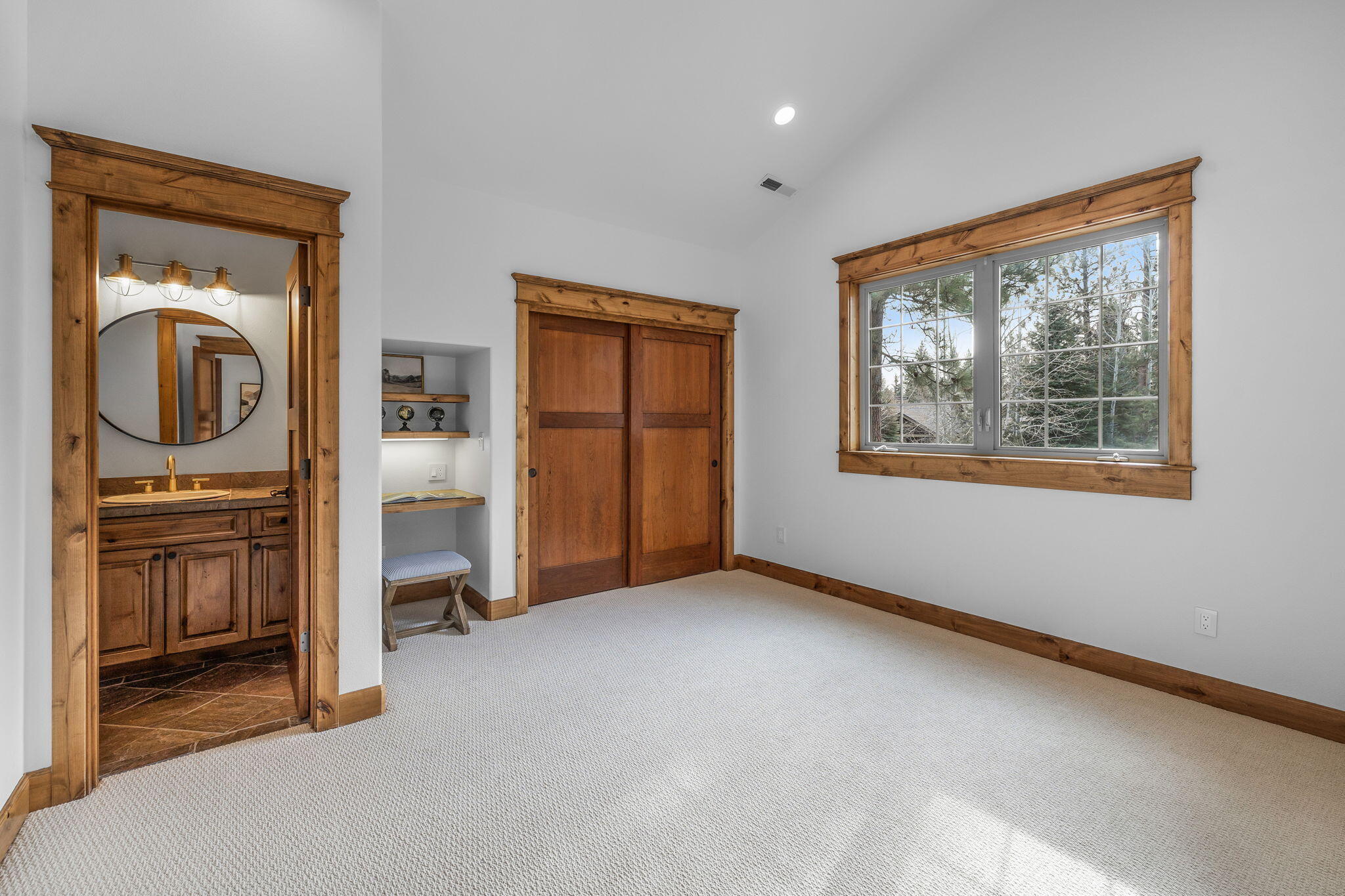 19470 Tam Lake Court