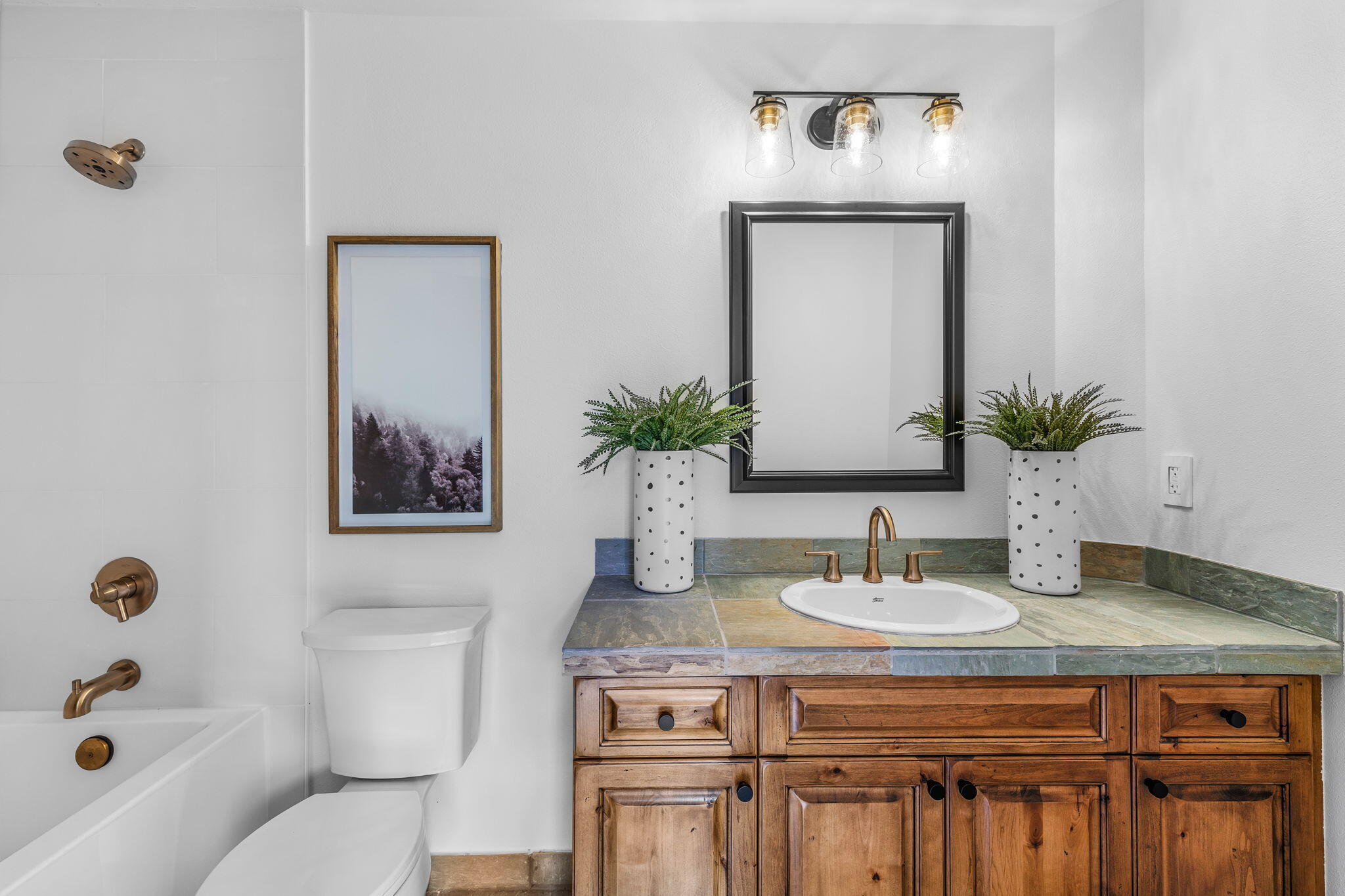 19470 Tam Lake Court