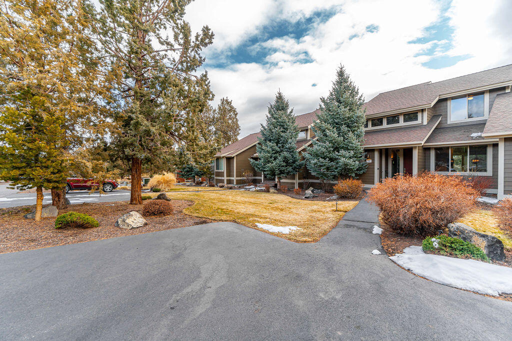 718 Sage Country Court