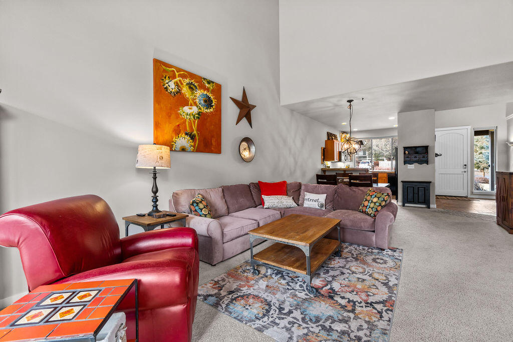 718 Sage Country Court